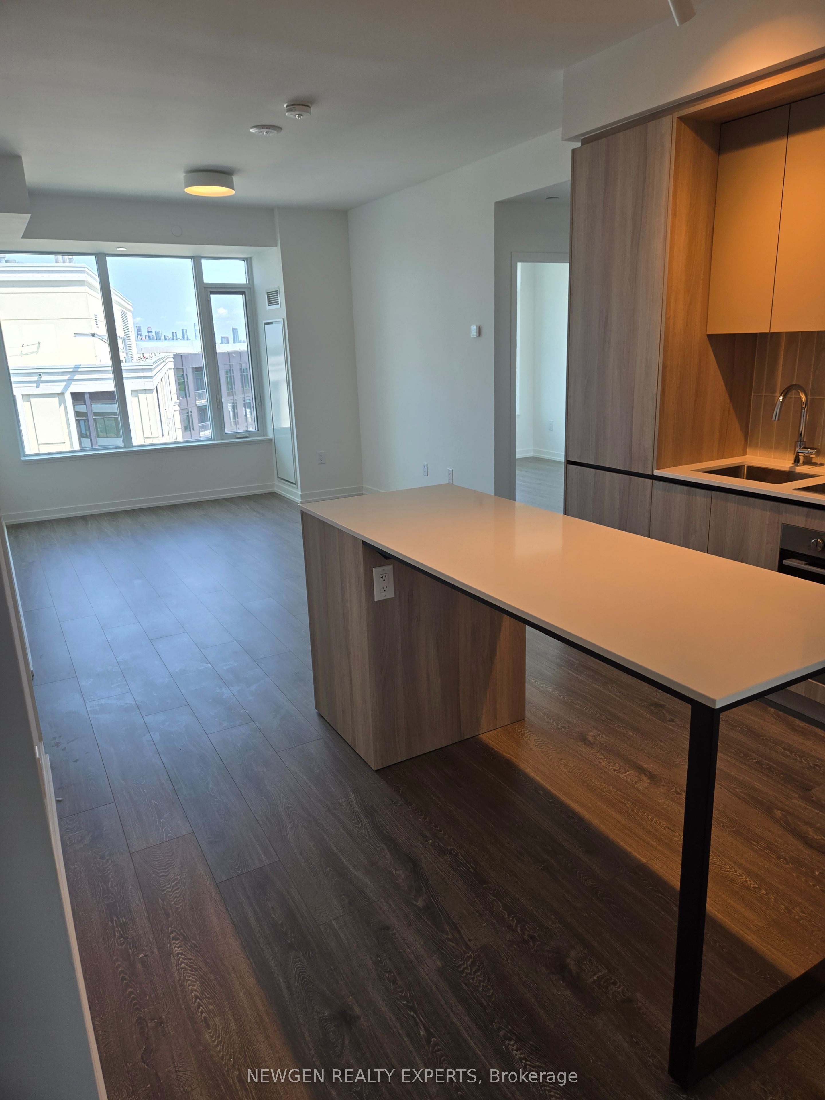 2485 Eglinton Avenue W 1208, Mississauga, ON L5M 2T1 photo 3