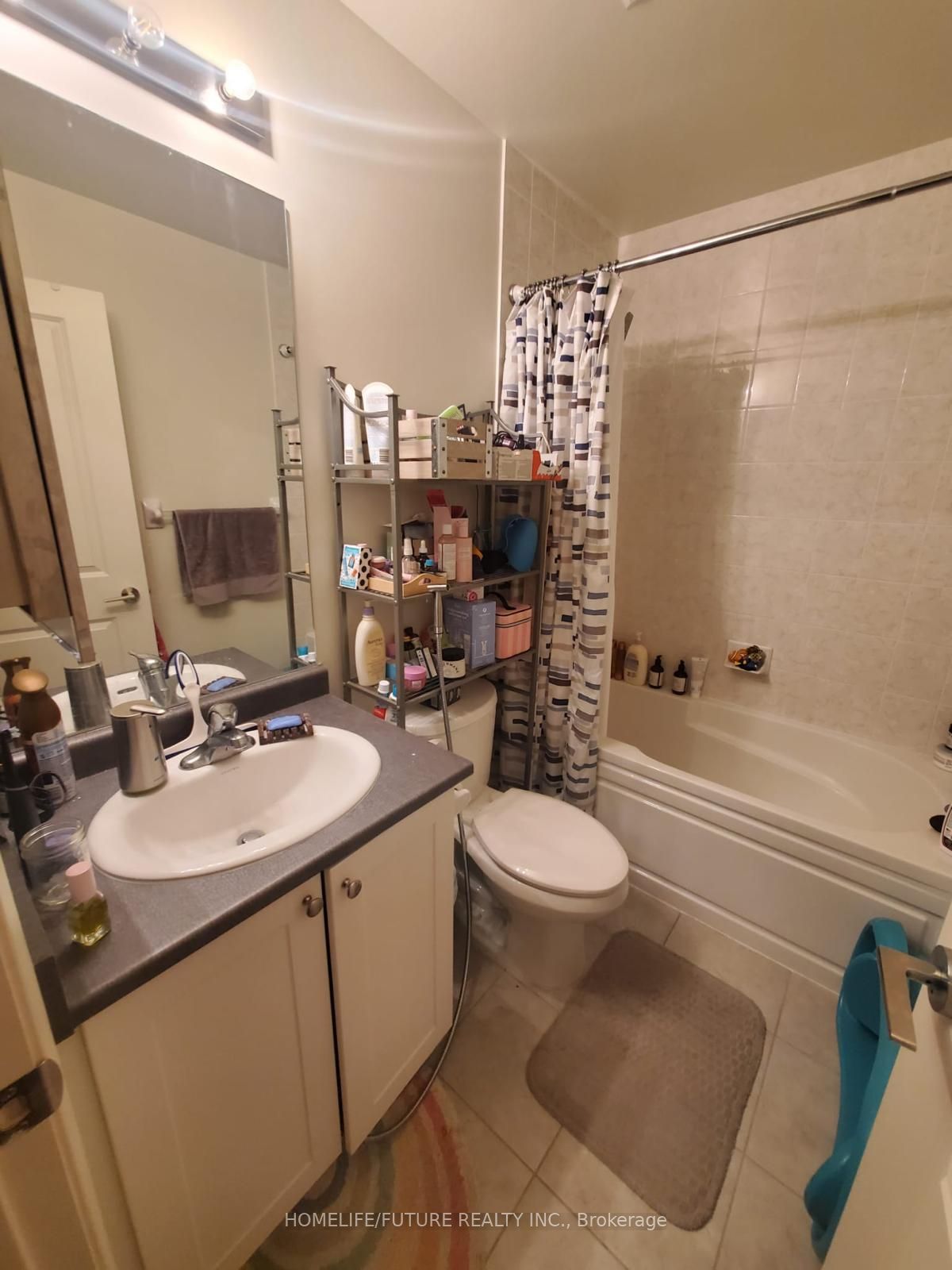 349 Rathburn Road W 2003, Mississauga, ON L5B 0G9 photo 3