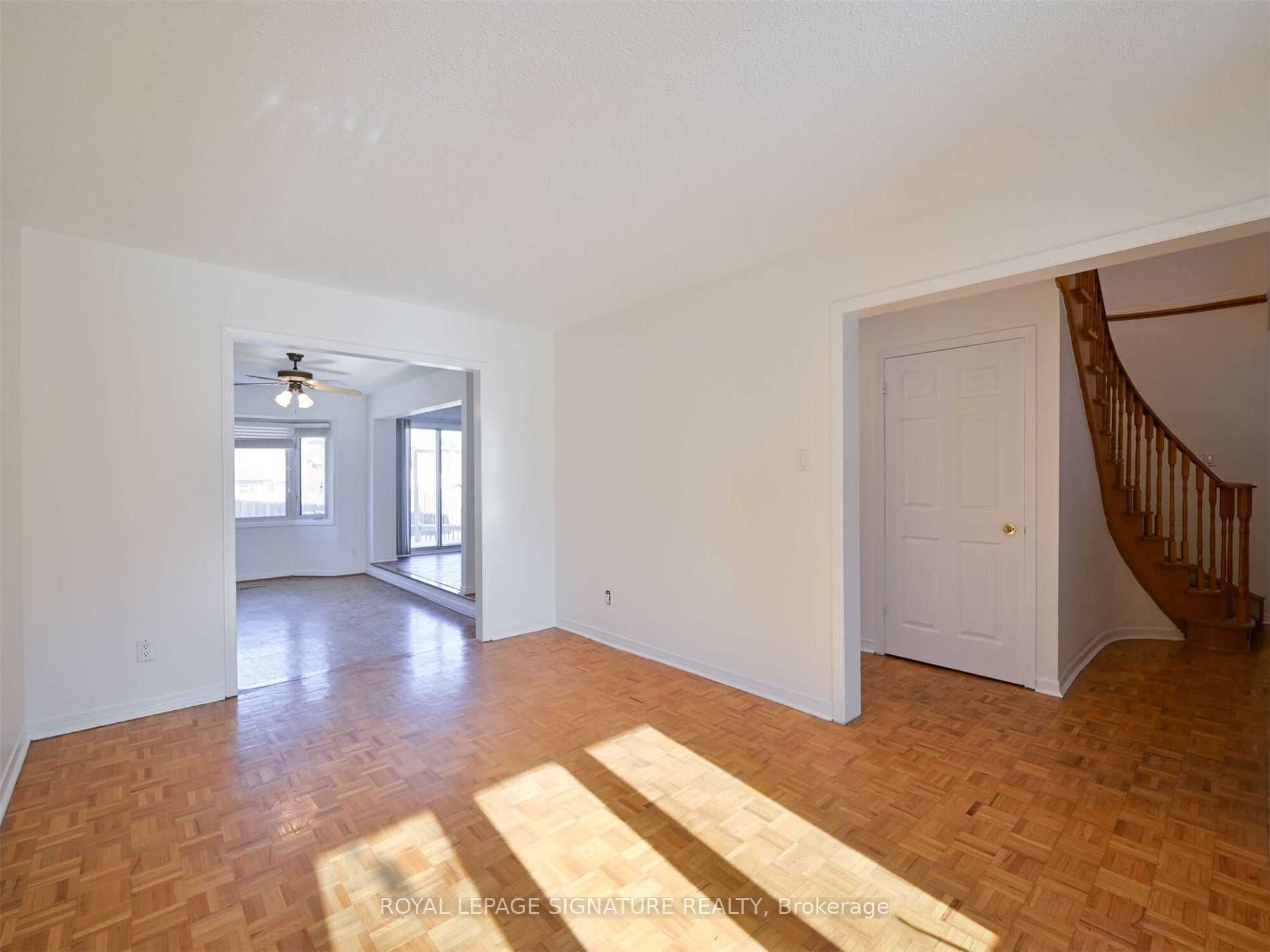 3271 Pilcom Crescent, Mississauga, ON L5B 3X5 photo 5