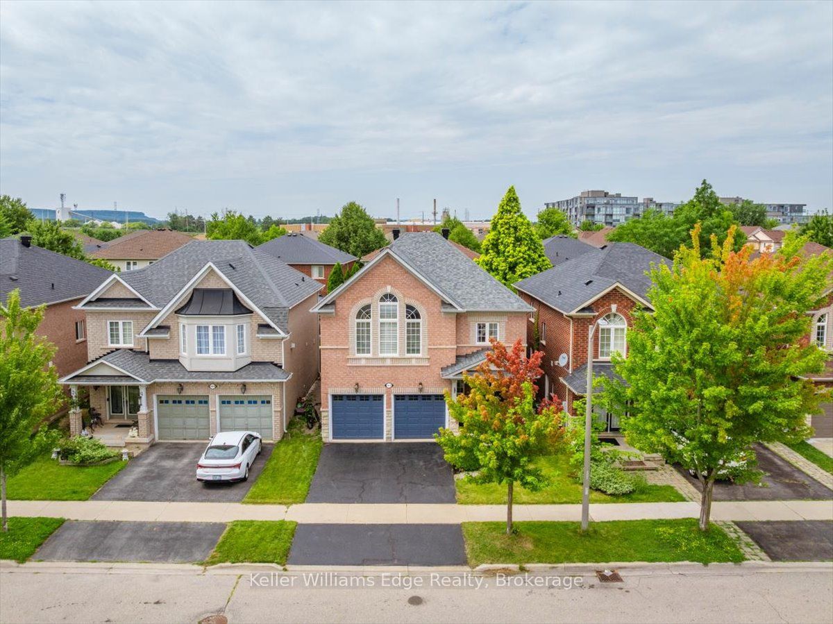 2456 Pathfinder Drive, Burlington, ON L7L 7M3 photo 3