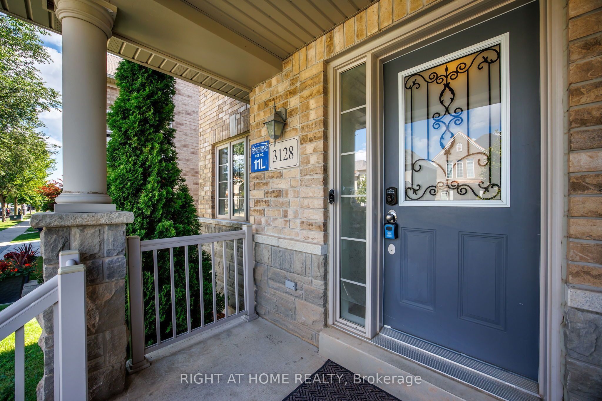 3128 Robert Brown Boulevard, Oakville, ON L6M 4L7 photo 4