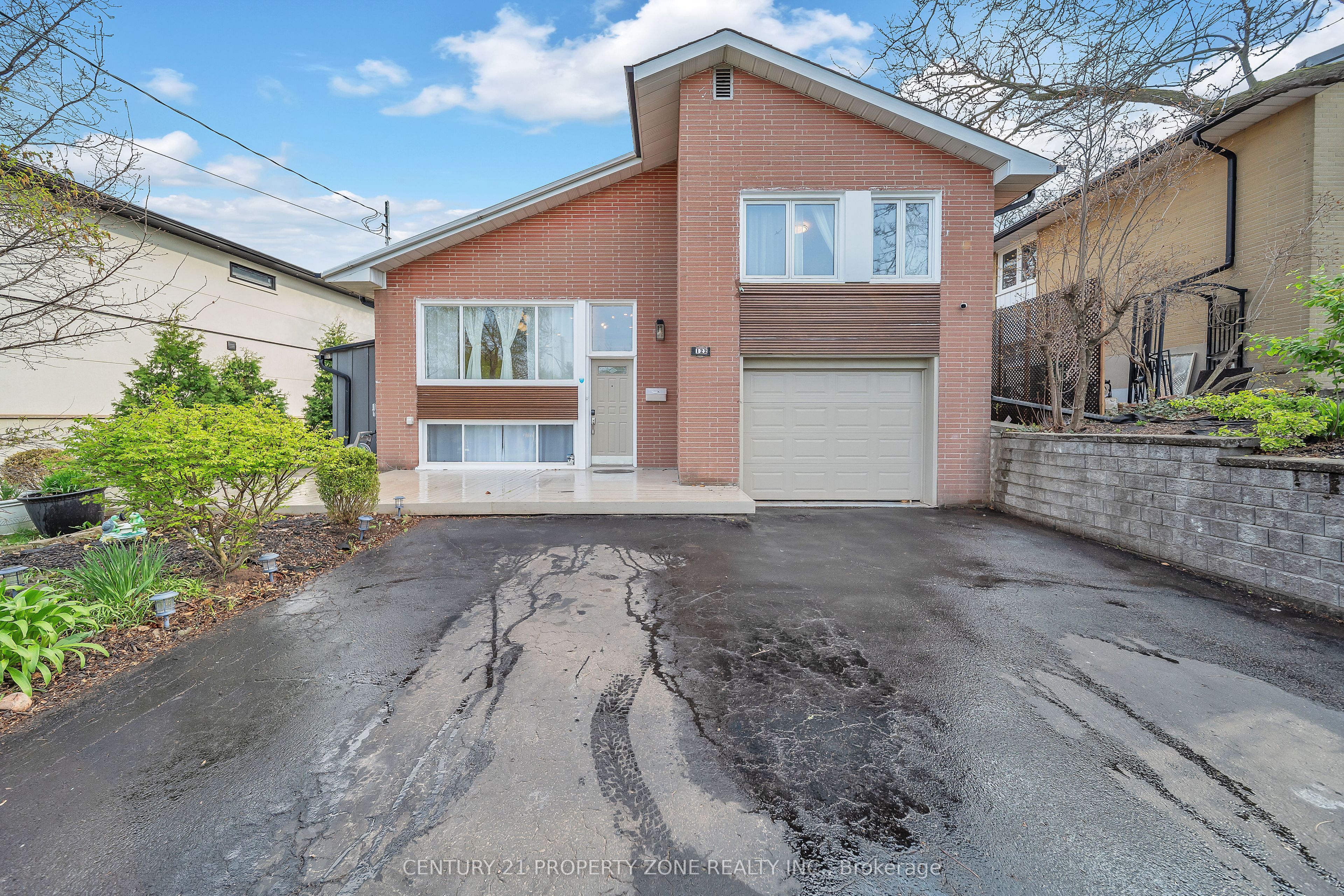 122 Vista Boulevard, Mississauga, ON L5M 1V9 photo 3
