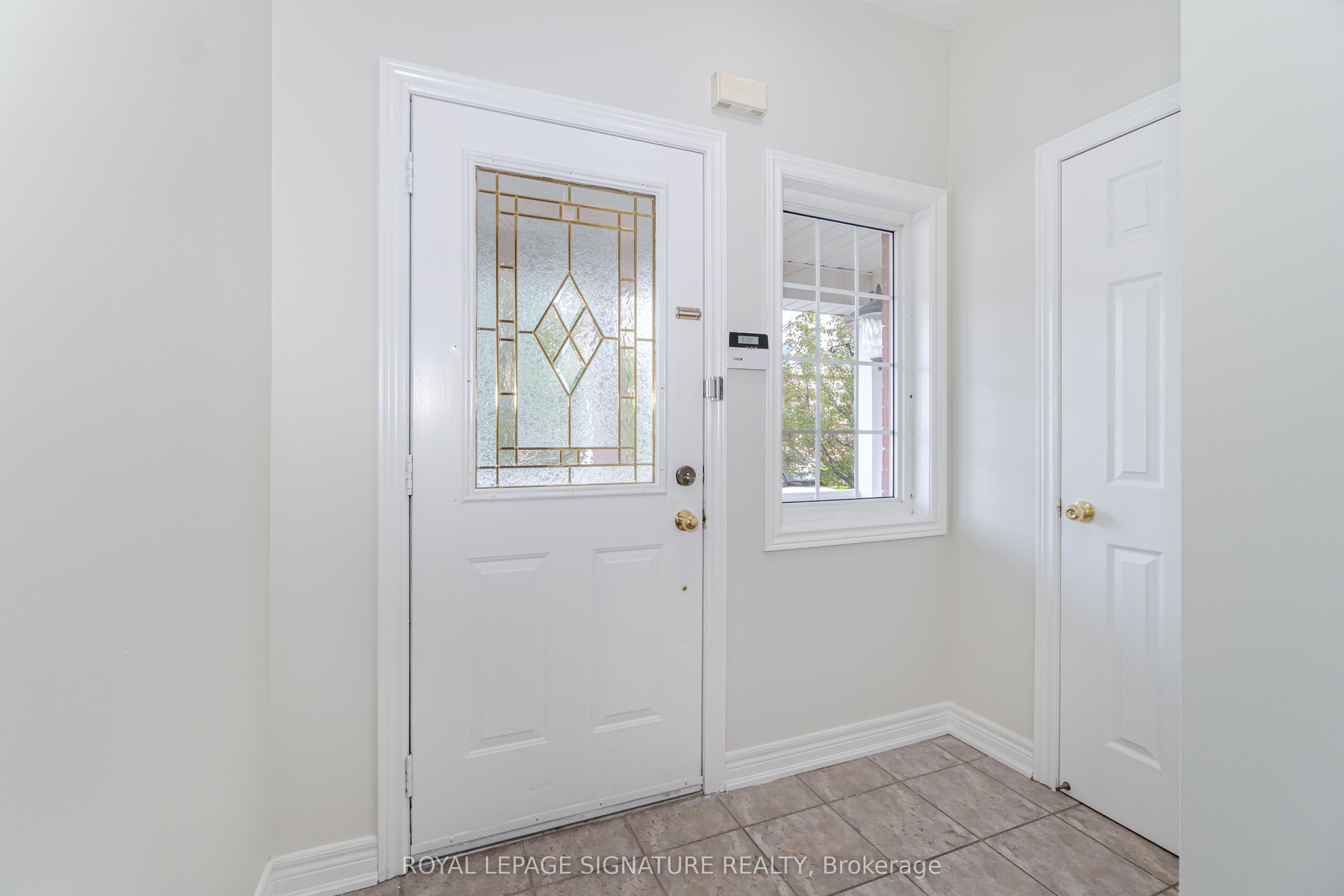 1015 Eager Road, Milton, ON L9T 6S4 photo 5