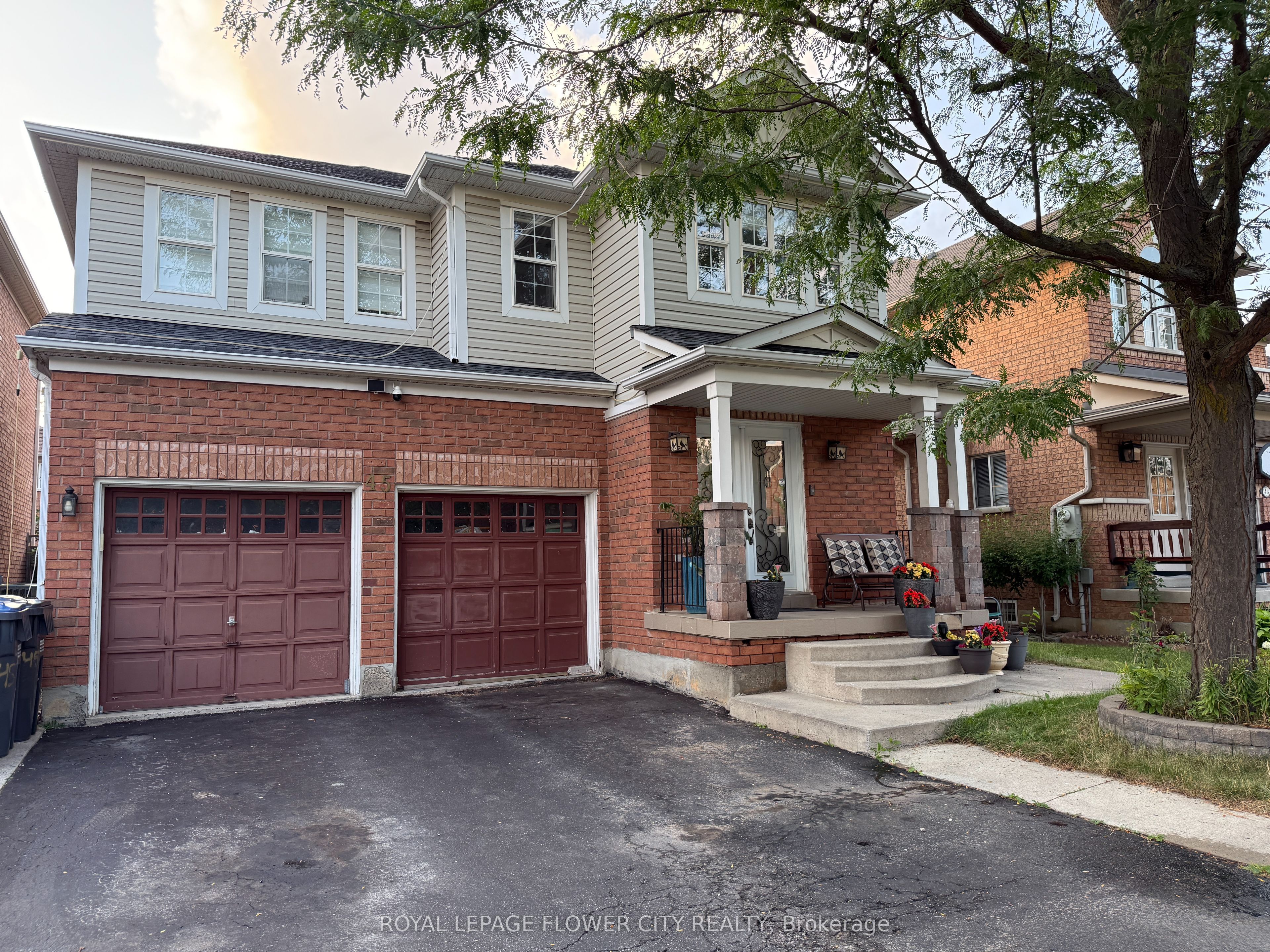 45 Charleswood Circle, Brampton, ON L7A 1Z1