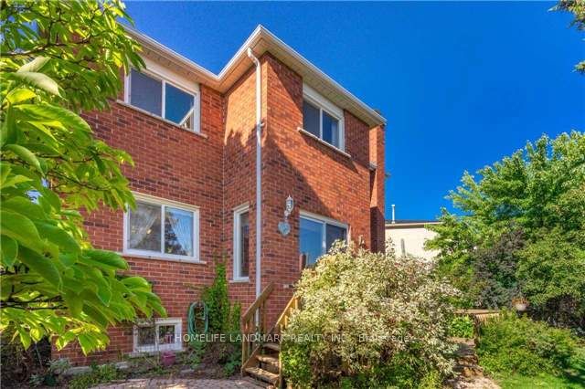 2535 Symington Court, Mississauga, ON L5N 4L4 photo 3