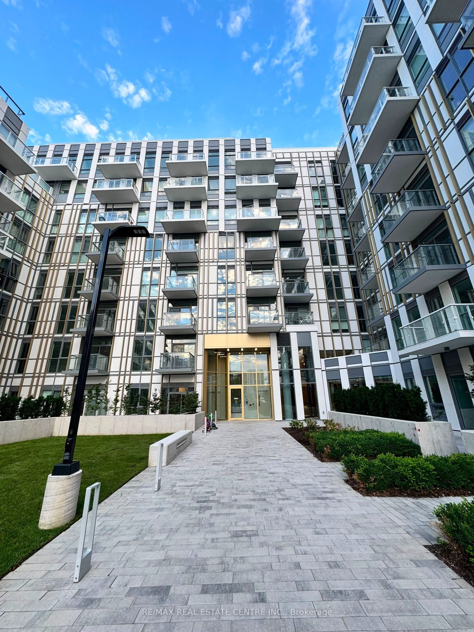 1005 Dundas Street E Street 612, Oakville, ON L6H 8C7