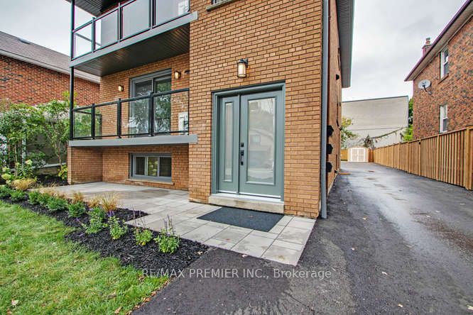 52 Vanevery Road 2, Toronto, ON M8V 1Y6 photo 5