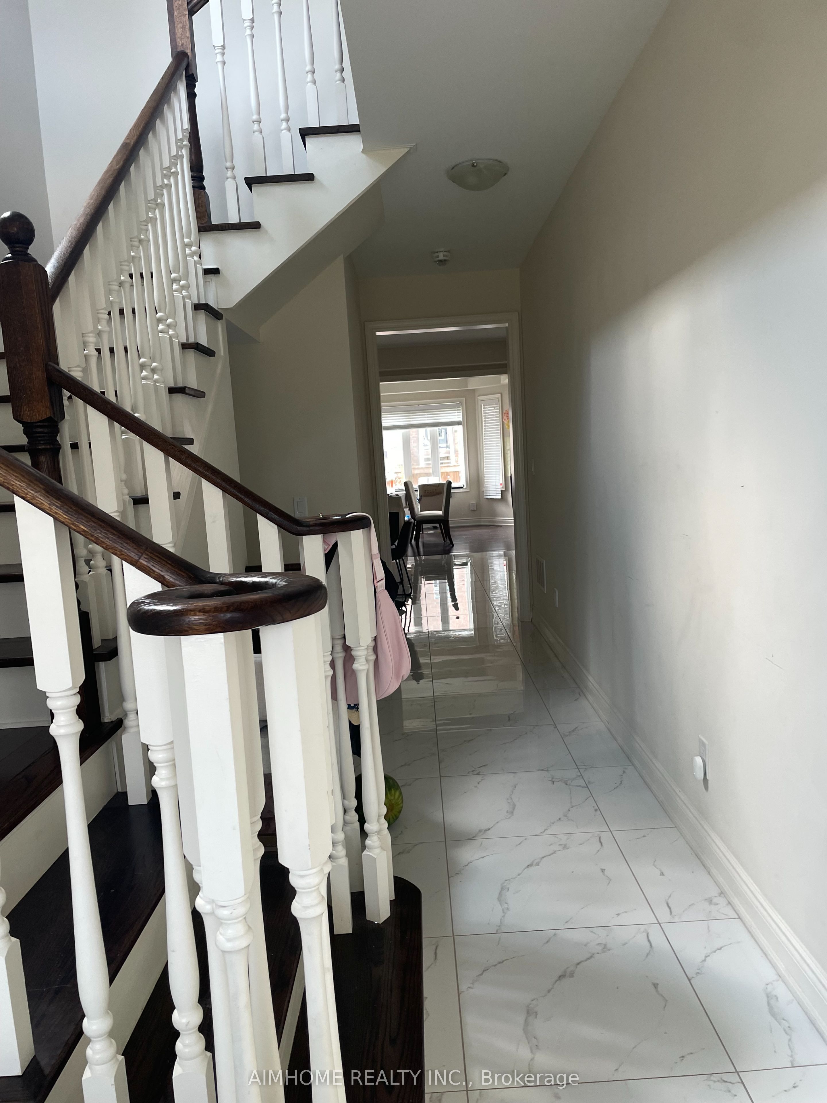 403 Grindstone Trail #2, Oakville, ON L6H 0S1 photo 2