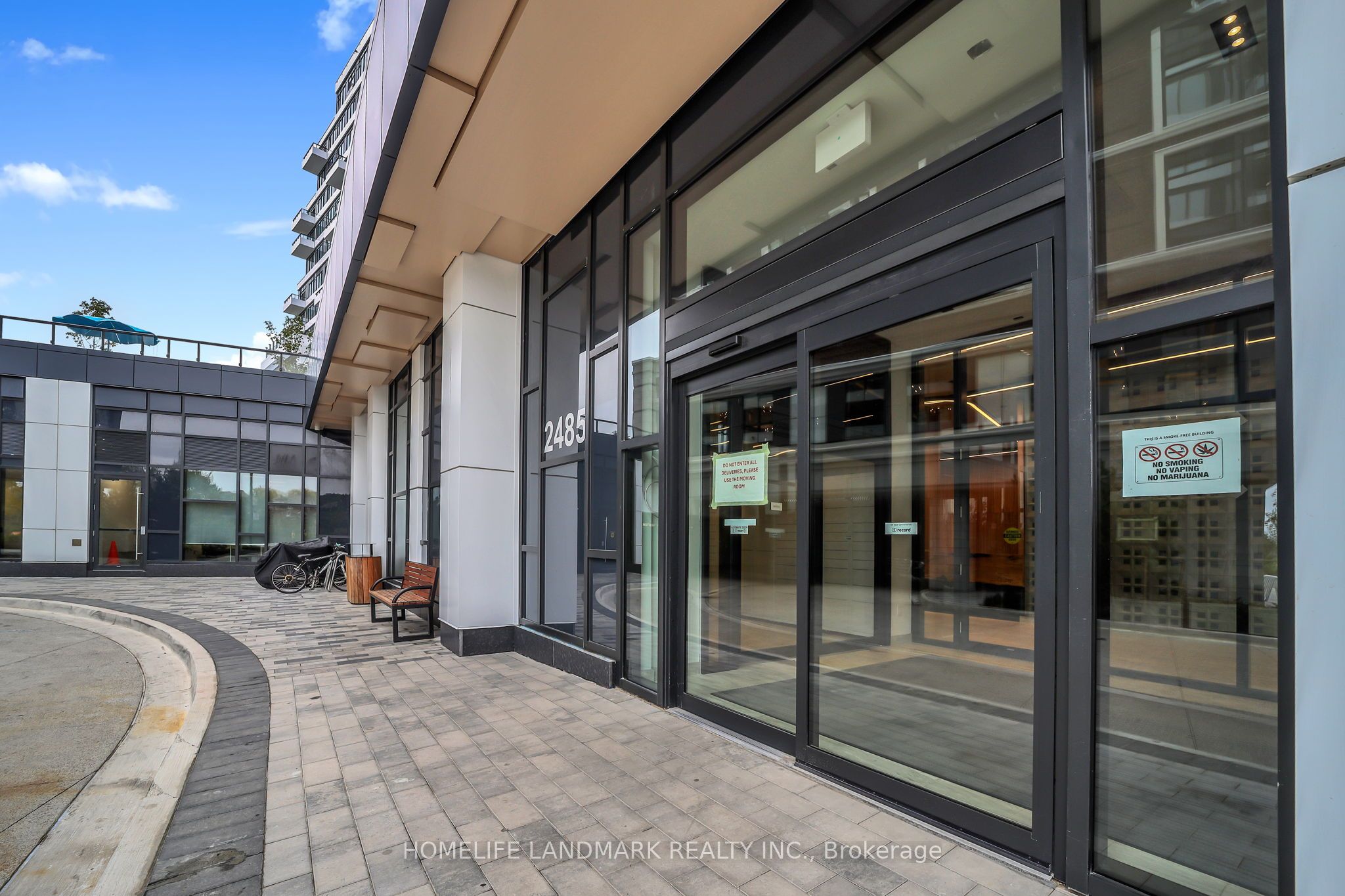 2485 Eglinton Avenue W 905, Mississauga, ON L5M 2T1 photo 2