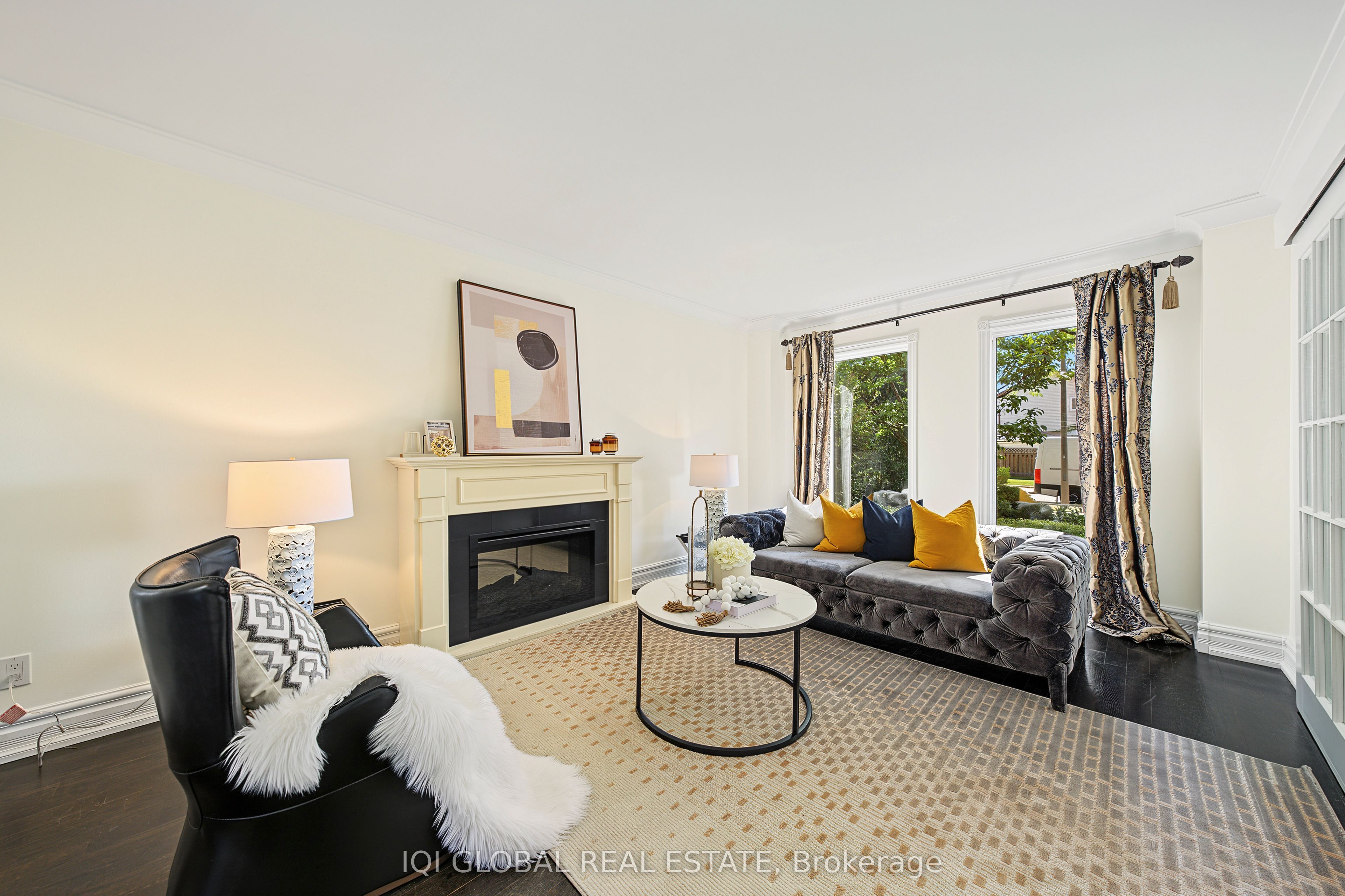 1497 Greenbriar Drive, Oakville, ON L6M 1Y9 photo 5