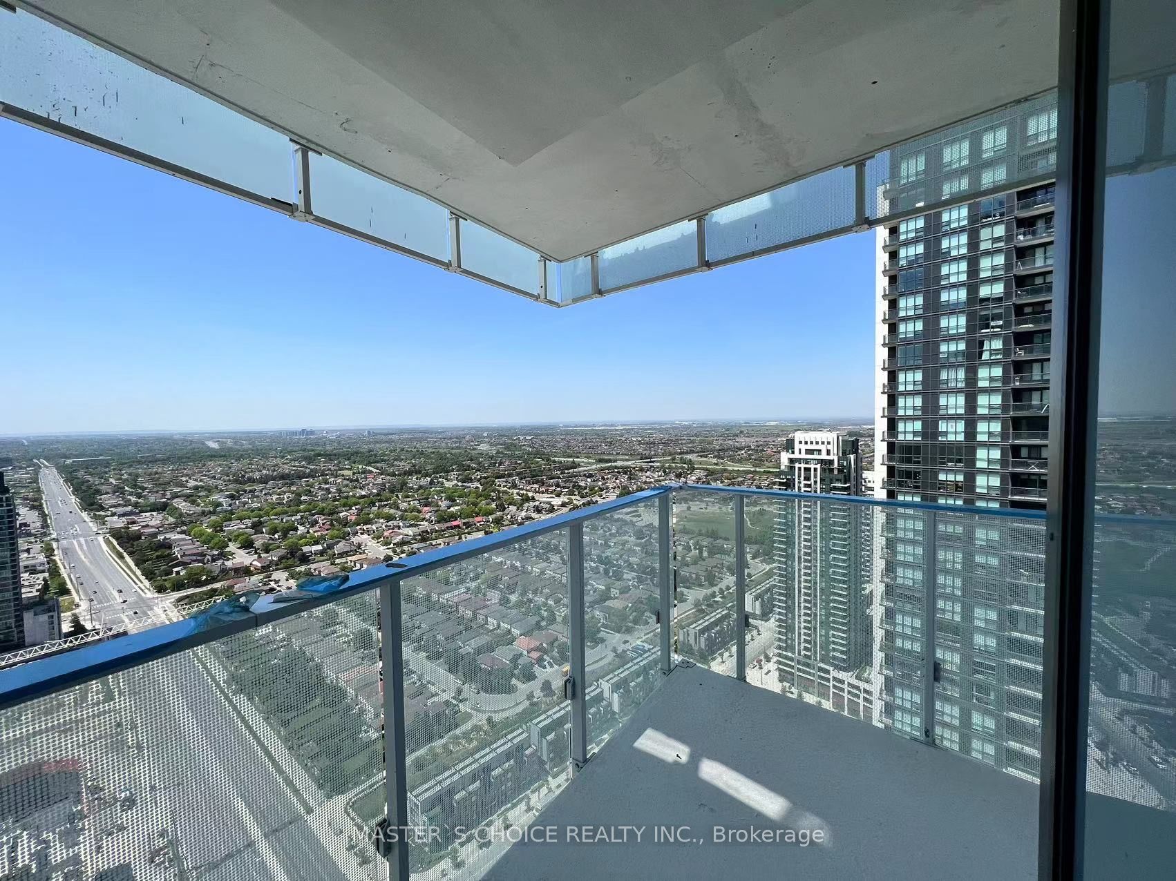 3900 Confederation Parkway 3809, Mississauga, ON L5B 0M3 photo 4