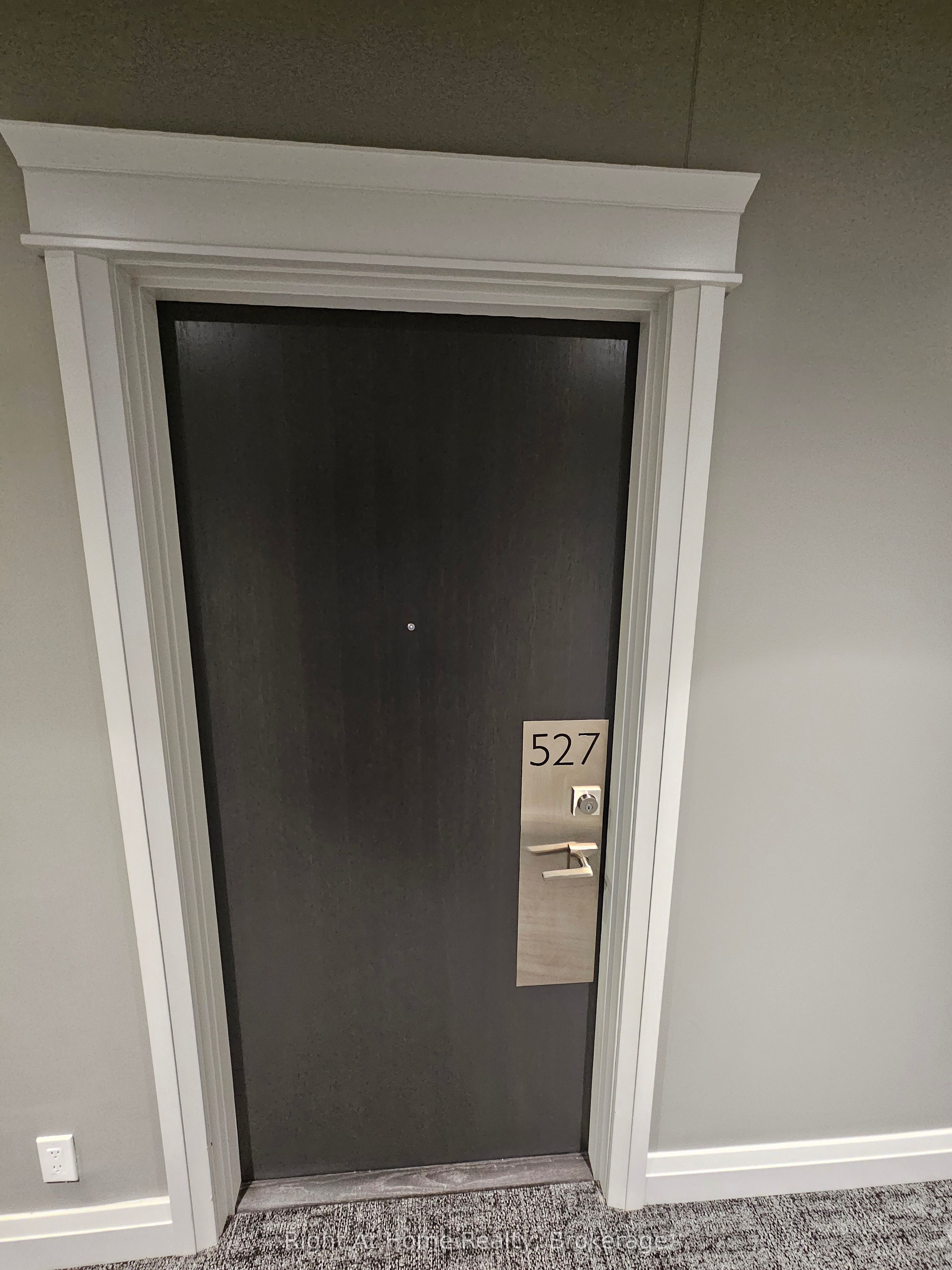 102 GROVEWOOD Common 527, Oakville, ON L6H 0X2 photo 2