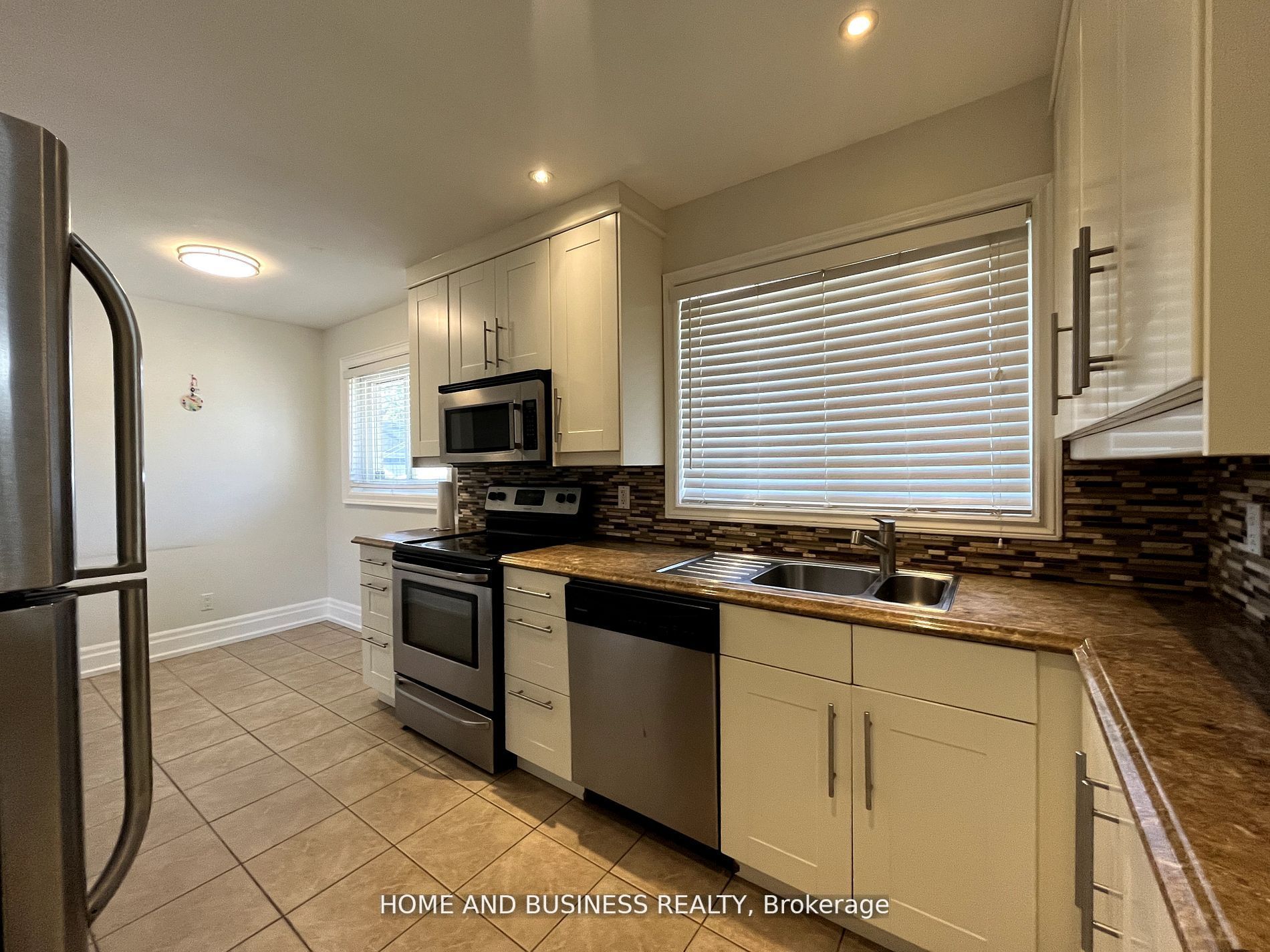 376 Ashbury Road, Oakville, ON L6K 2M7 photo 5