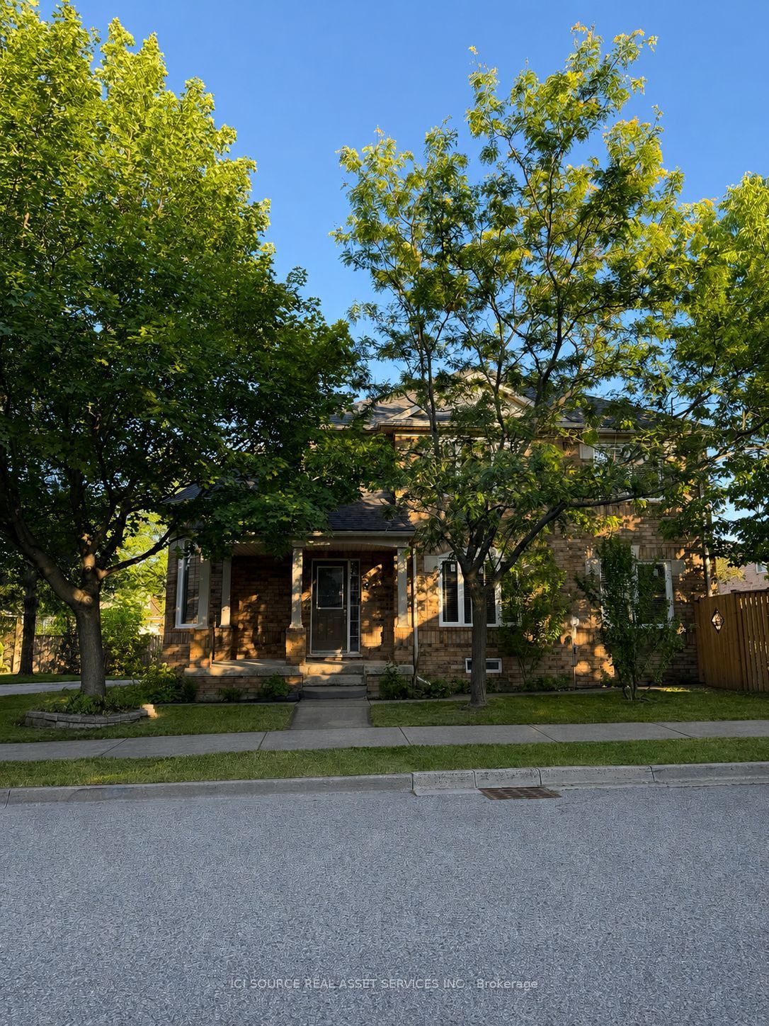 9 Unsworth Street, Brampton, ON L7A 1Z9 photo 3