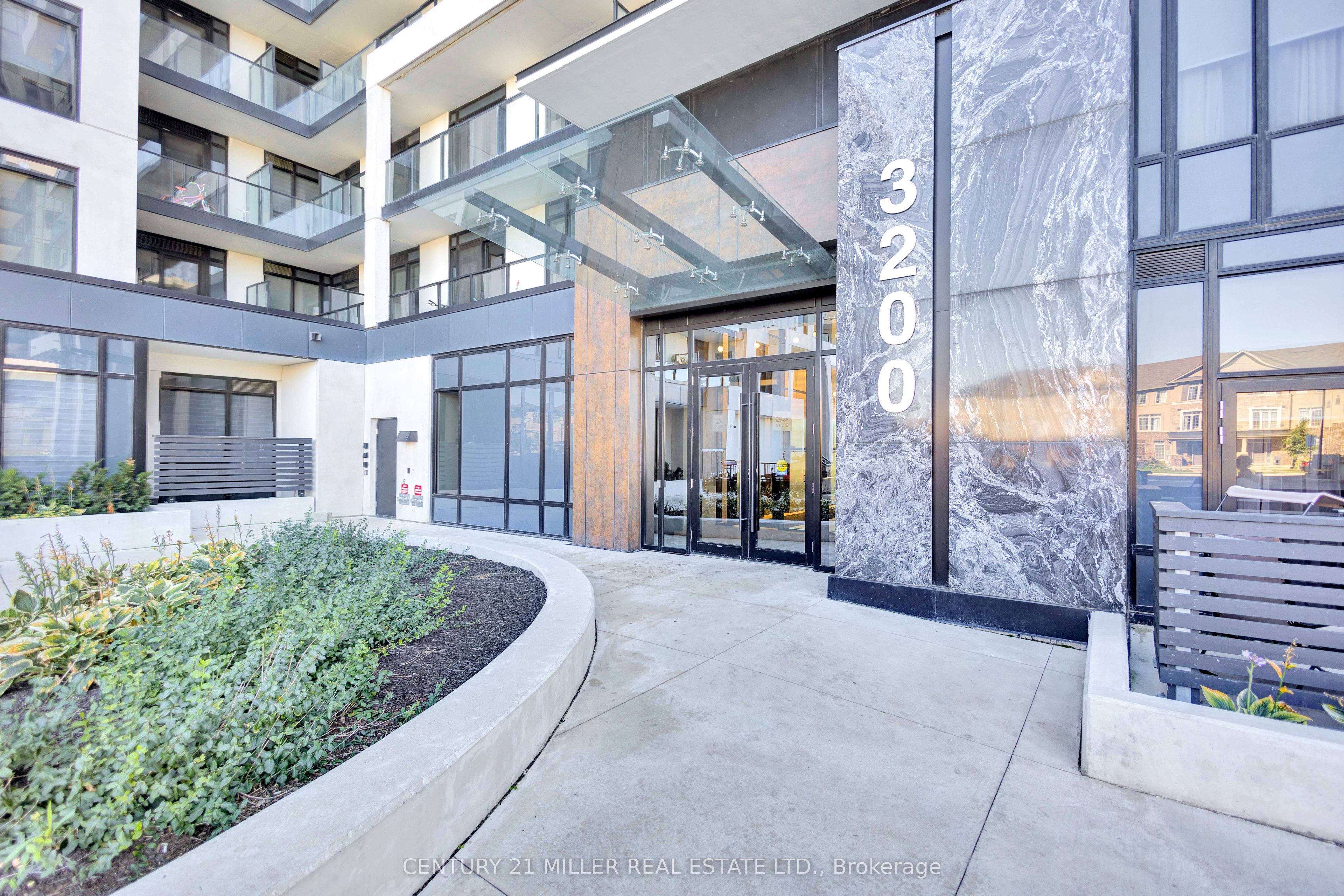 3200 William Coltson Avenue 721, Oakville, ON L6H 7W6