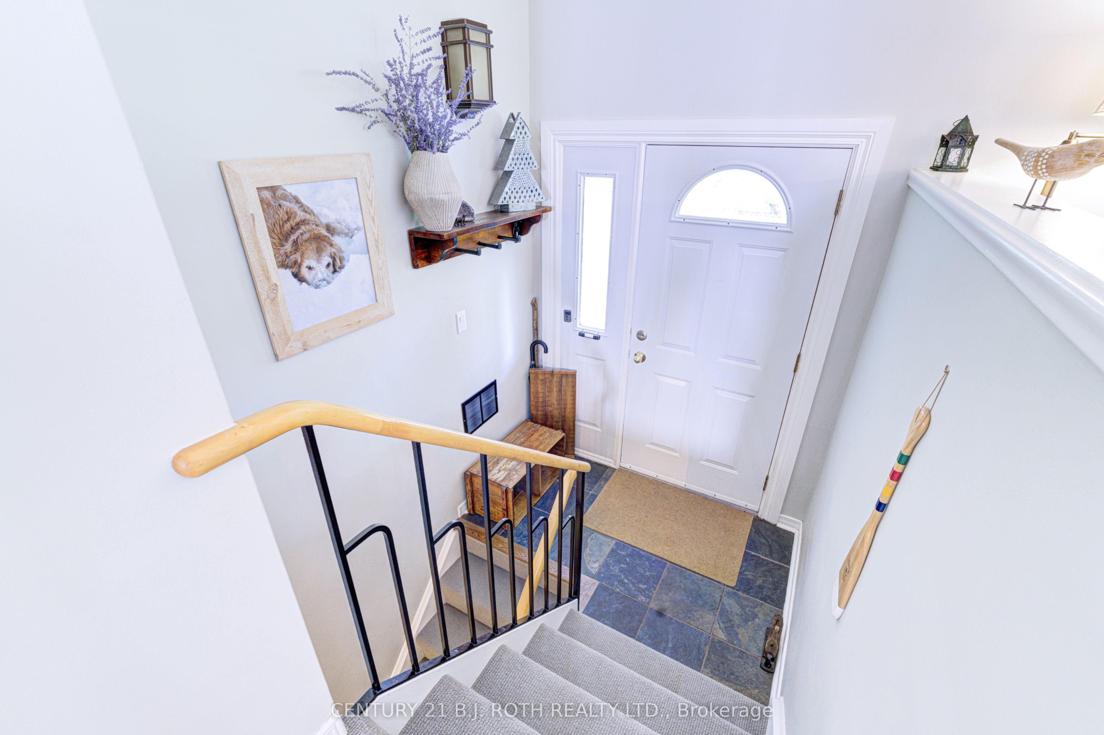 109 Wincott Drive, Toronto, ON M9R 2P5 photo 3