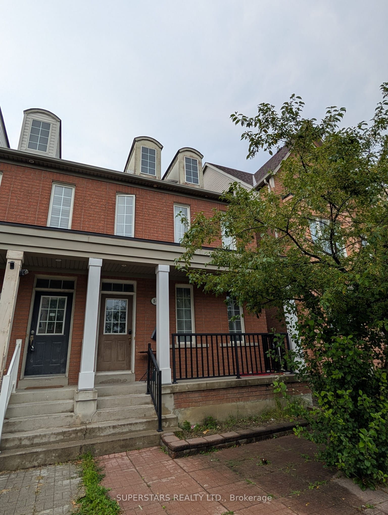 14 Bowsfield Road N, Toronto, ON M3J 3R3