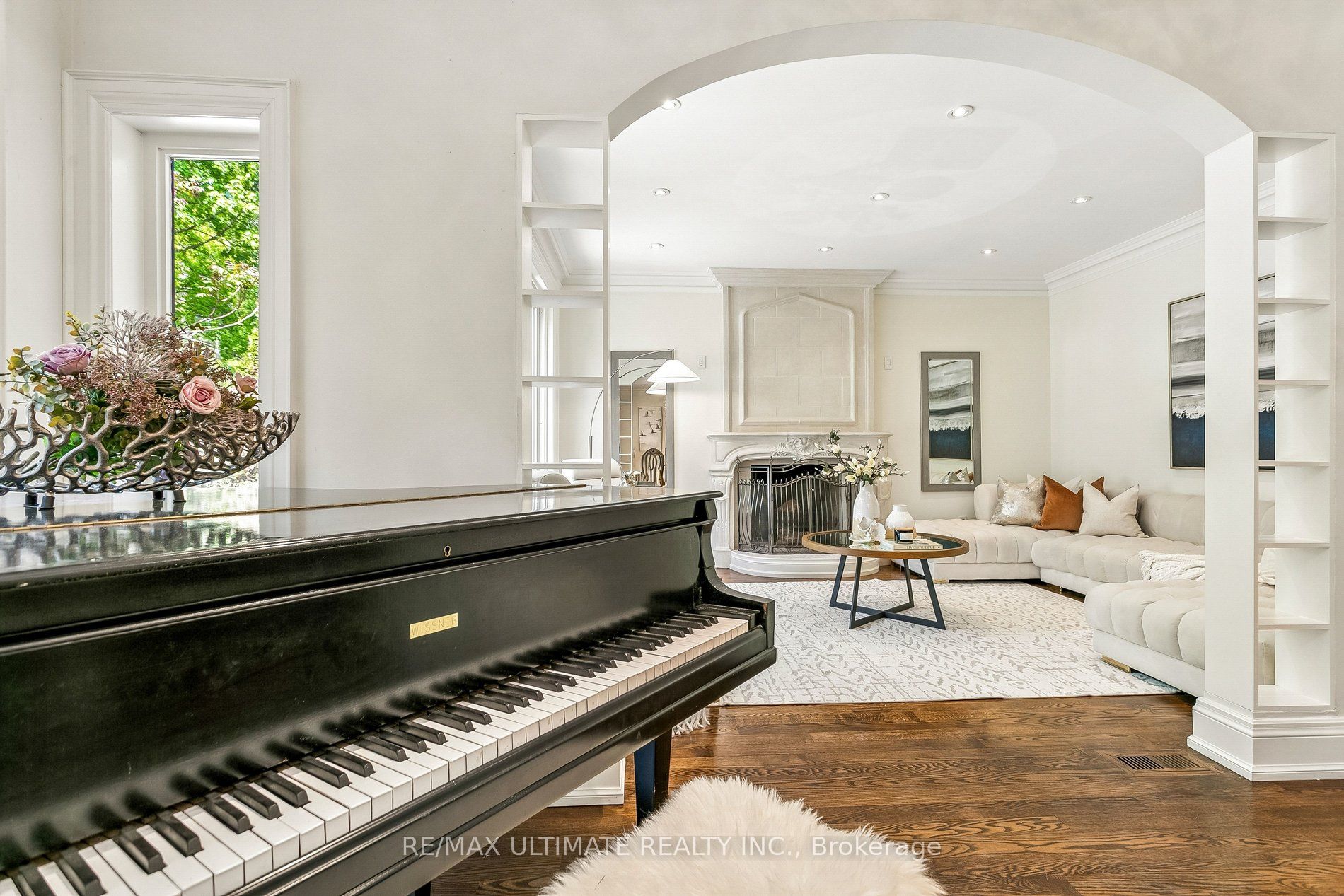 73 Bonnyview Drive, Toronto, ON M8Y 3G7