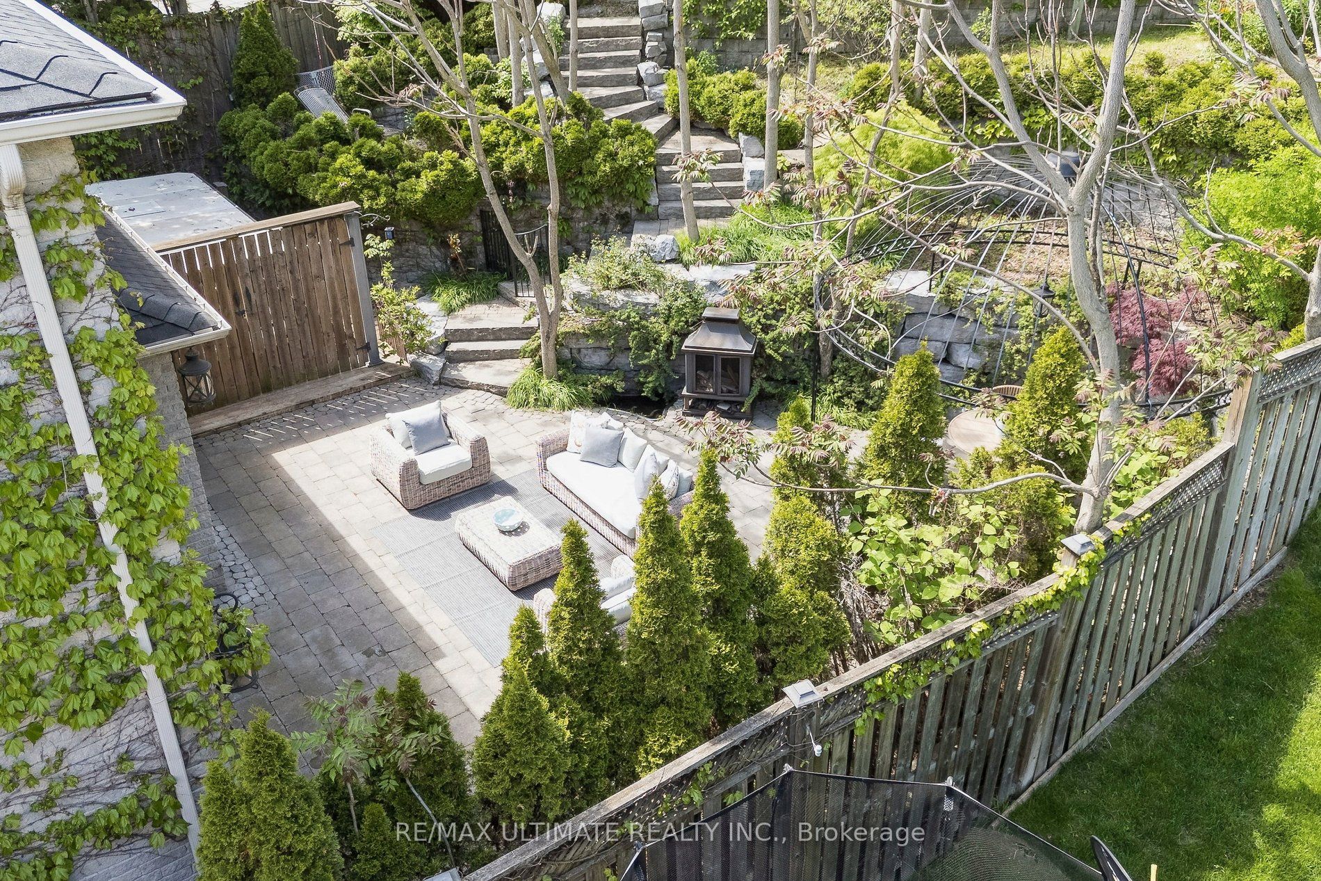 73 Bonnyview Drive, Toronto, ON M8Y 3G7 photo 3
