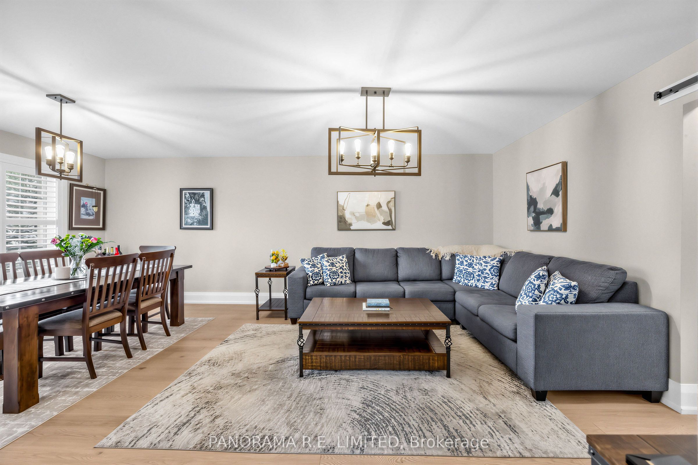 14 Agar Crescent, Toronto, ON M9B 5A5 photo 3