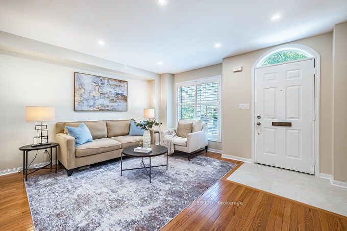 454 St Johns Road, Toronto, ON M6S 2L2 photo 4