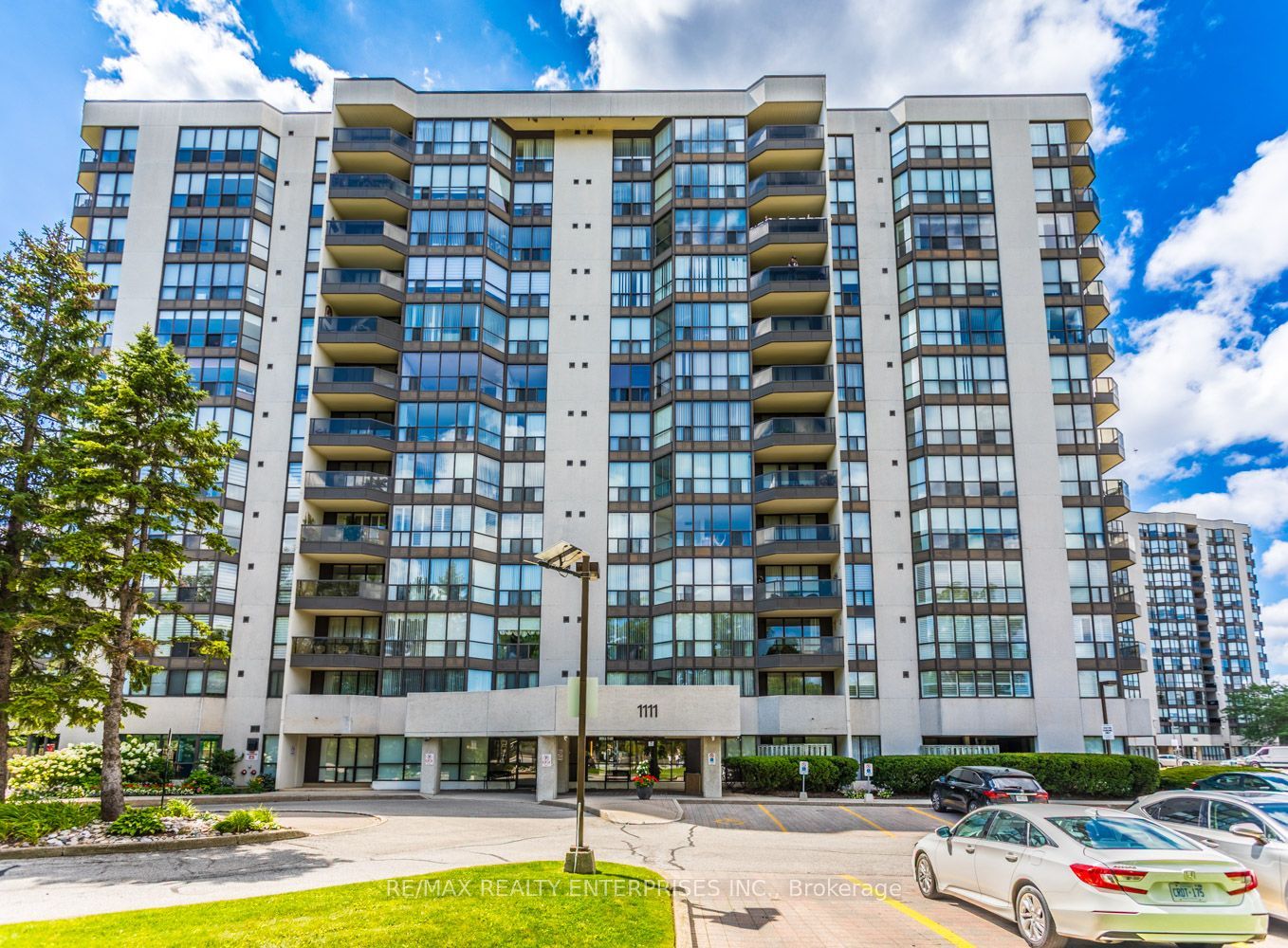 1111 Bough Beeches Boulevard 501, Mississauga, ON L4W 4N1