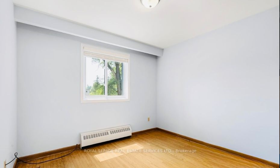 50 Peter Street 2, Mississauga, ON L5H 2G8 photo 3