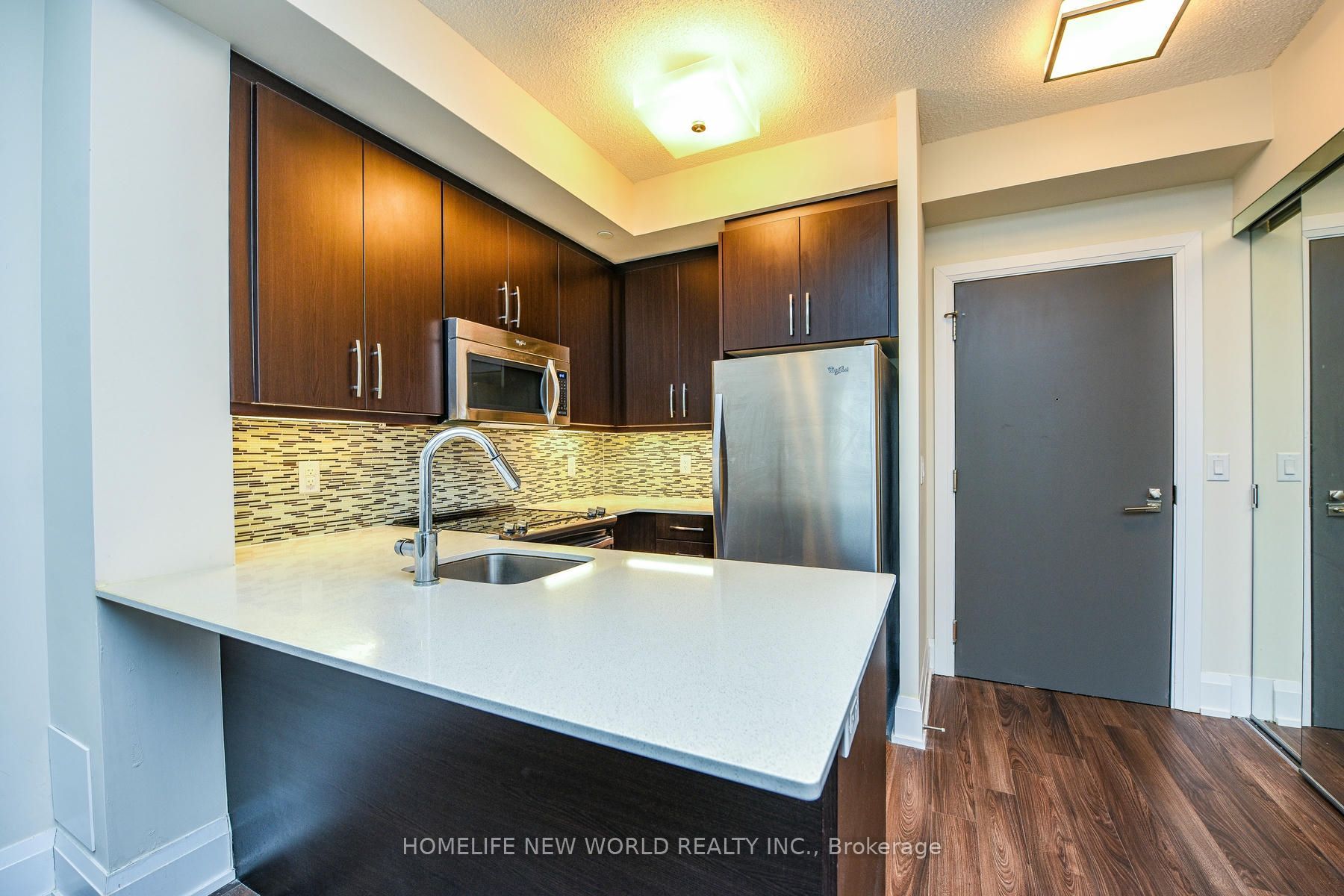 1 Old Mill Drive 503, Toronto, ON M6S 0A1 photo 4
