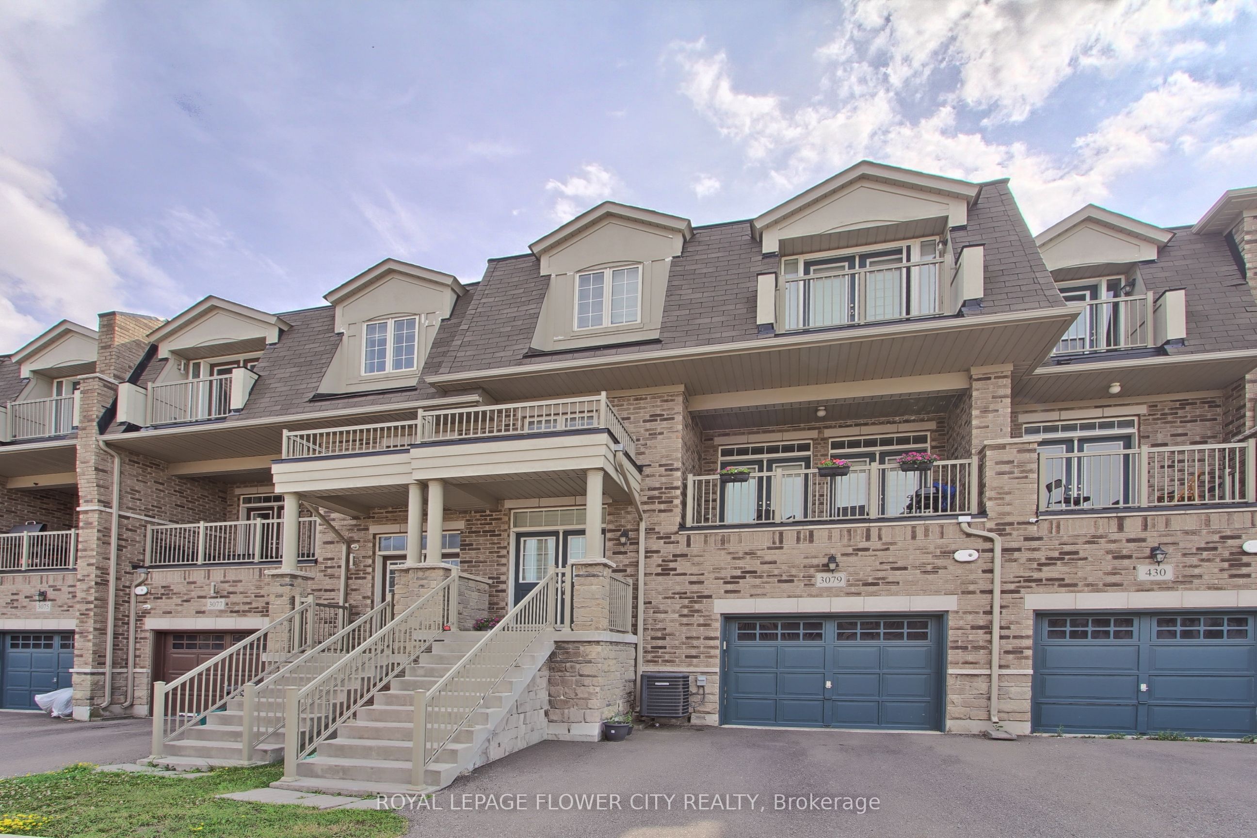 3079 Postridge Drive, Oakville, ON L6H 0S1 photo 3