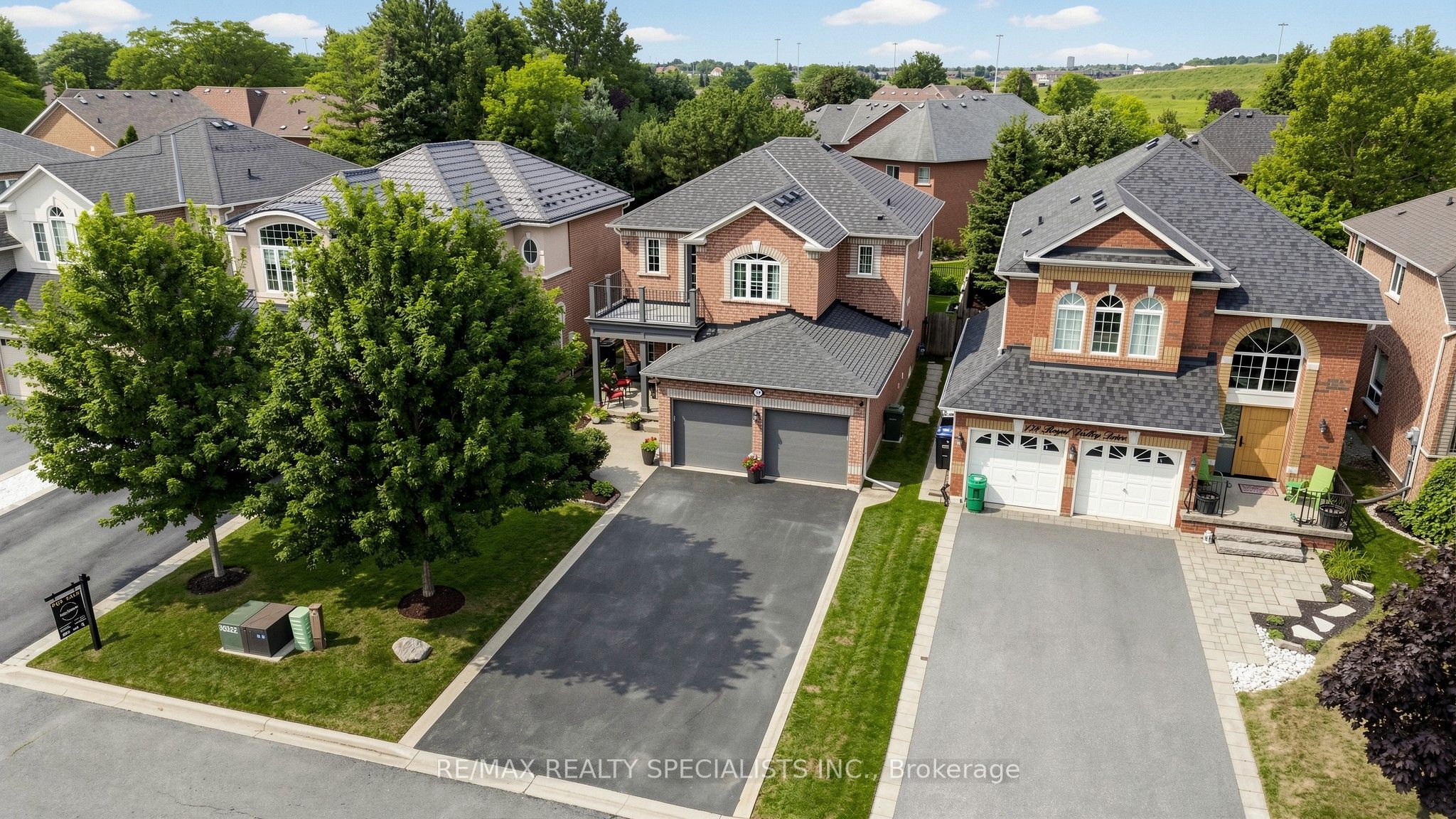 176 Royal Valley Drive, Caledon, ON L7C 1C9 photo 2