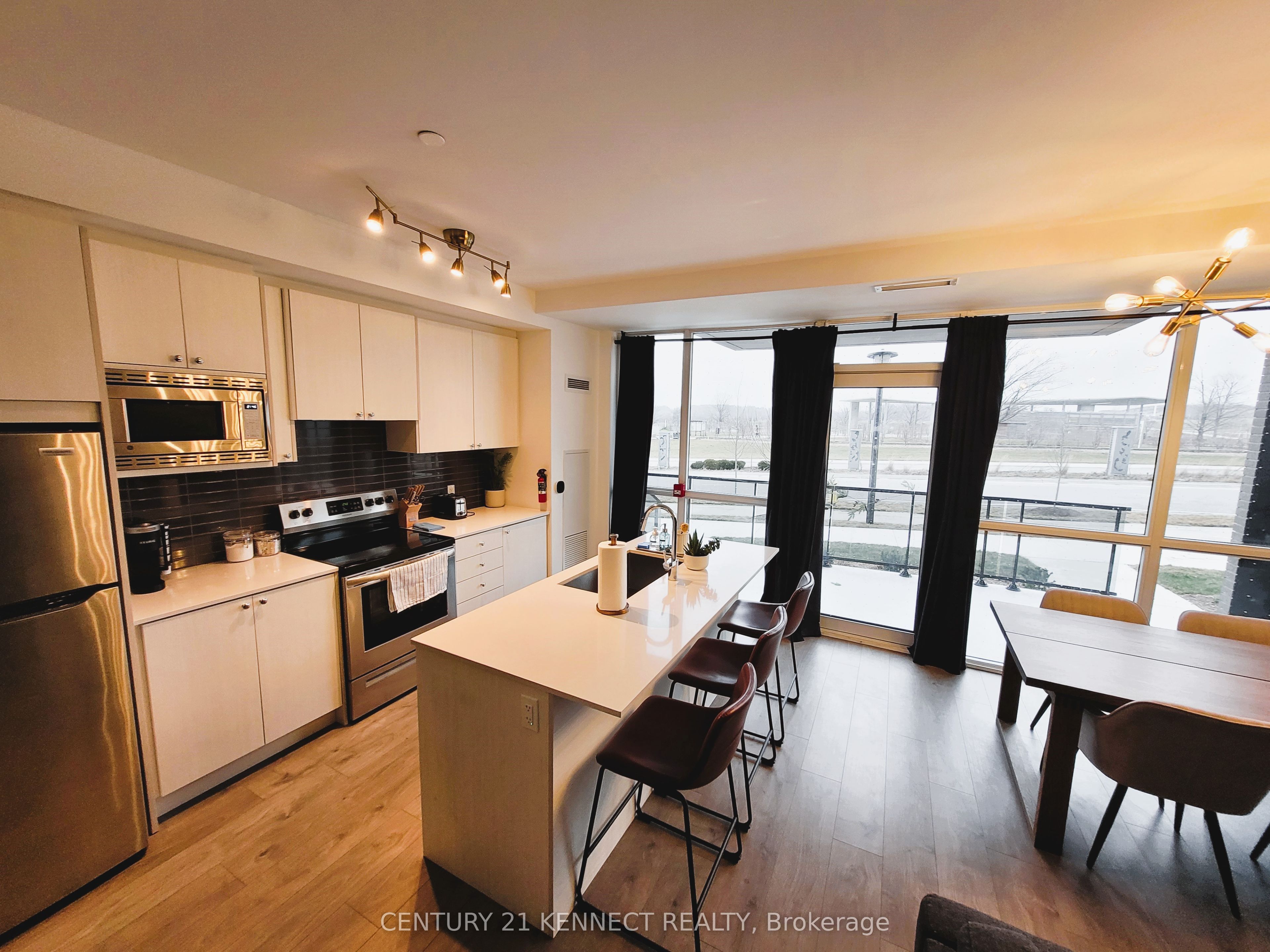 60 George Butchart Drive TH02, Toronto, ON M3K 0E1 photo 5