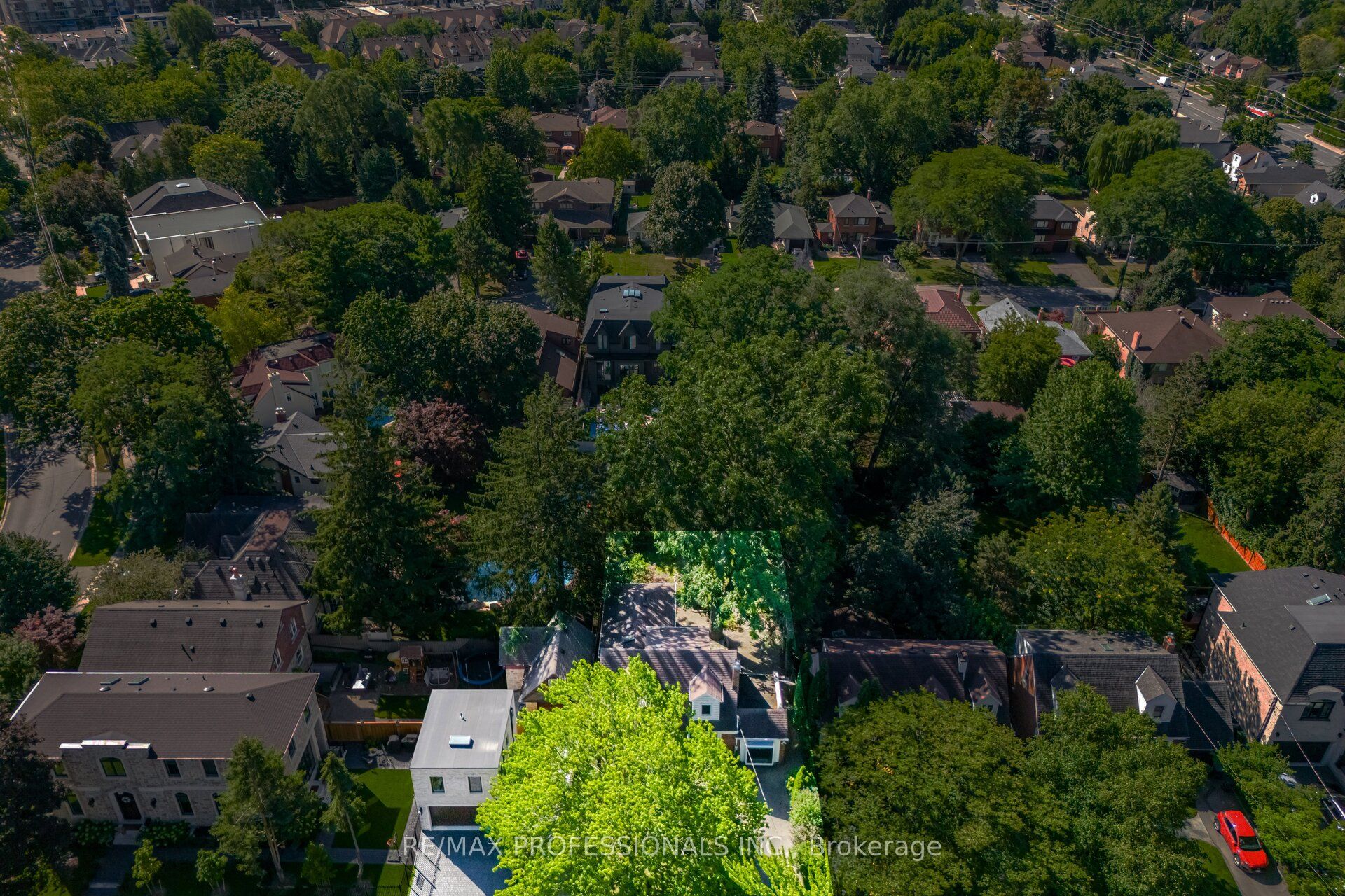 29 Mattice Road, Toronto, ON M9A 1E5 photo 2