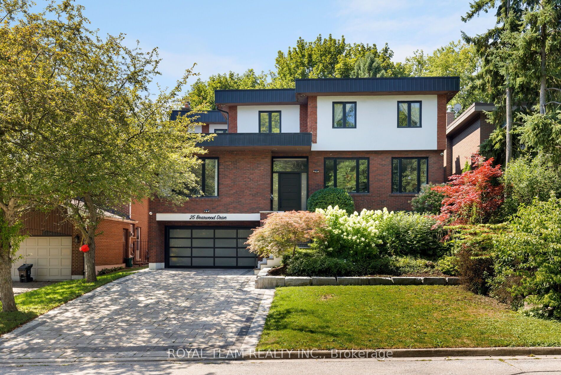 25 Bearwood Drive, Toronto, ON M9A 4G5 photo 3