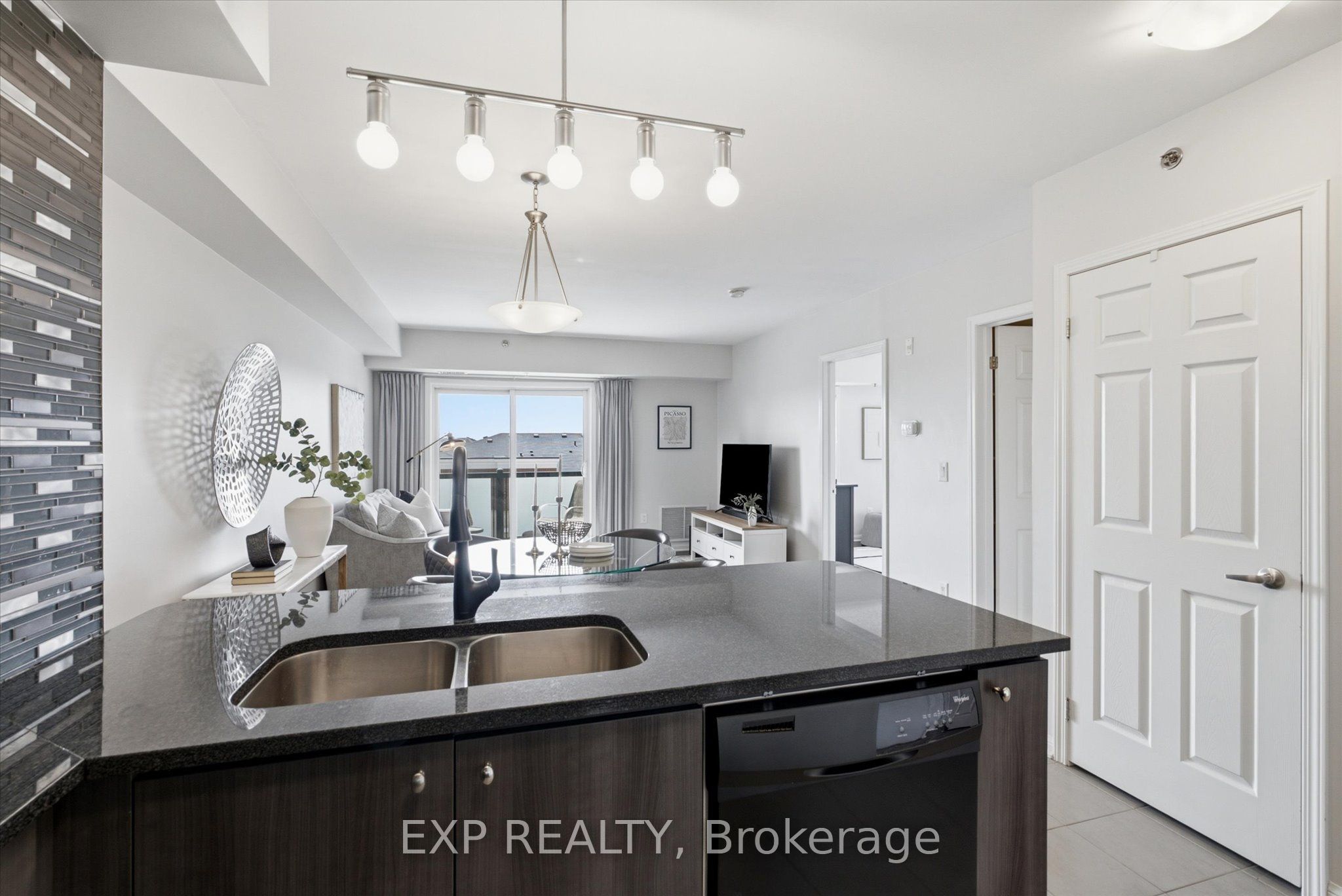 60 Baycliffe Crescent 412A, Brampton, ON L7A 0Z4 photo 3
