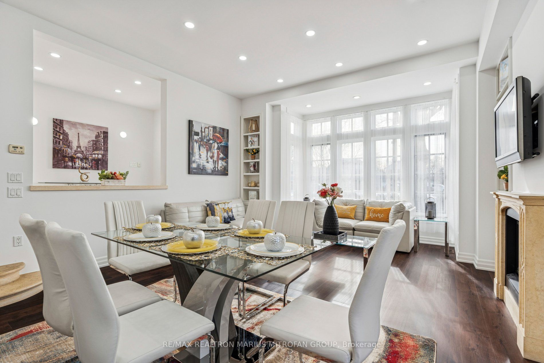 7 Rollins Place, Toronto, ON M9B 3Y4 photo 5