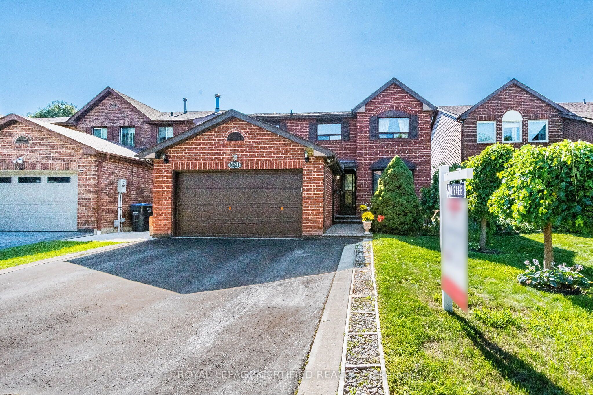 251 ELGIN Drive, Brampton, ON L6Y 2V2