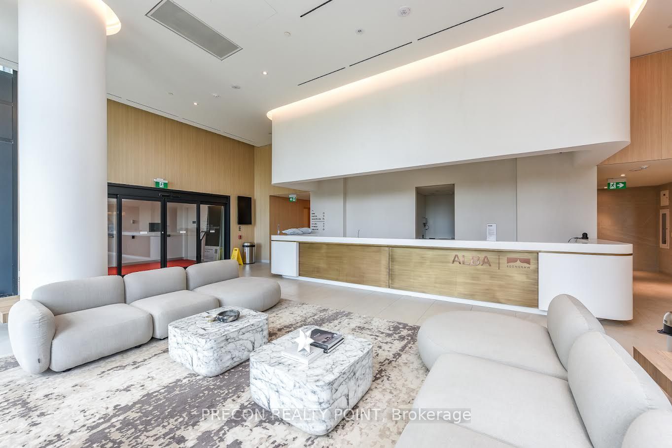 1 Fairview Road E 3004, Mississauga, ON L5A 0B4