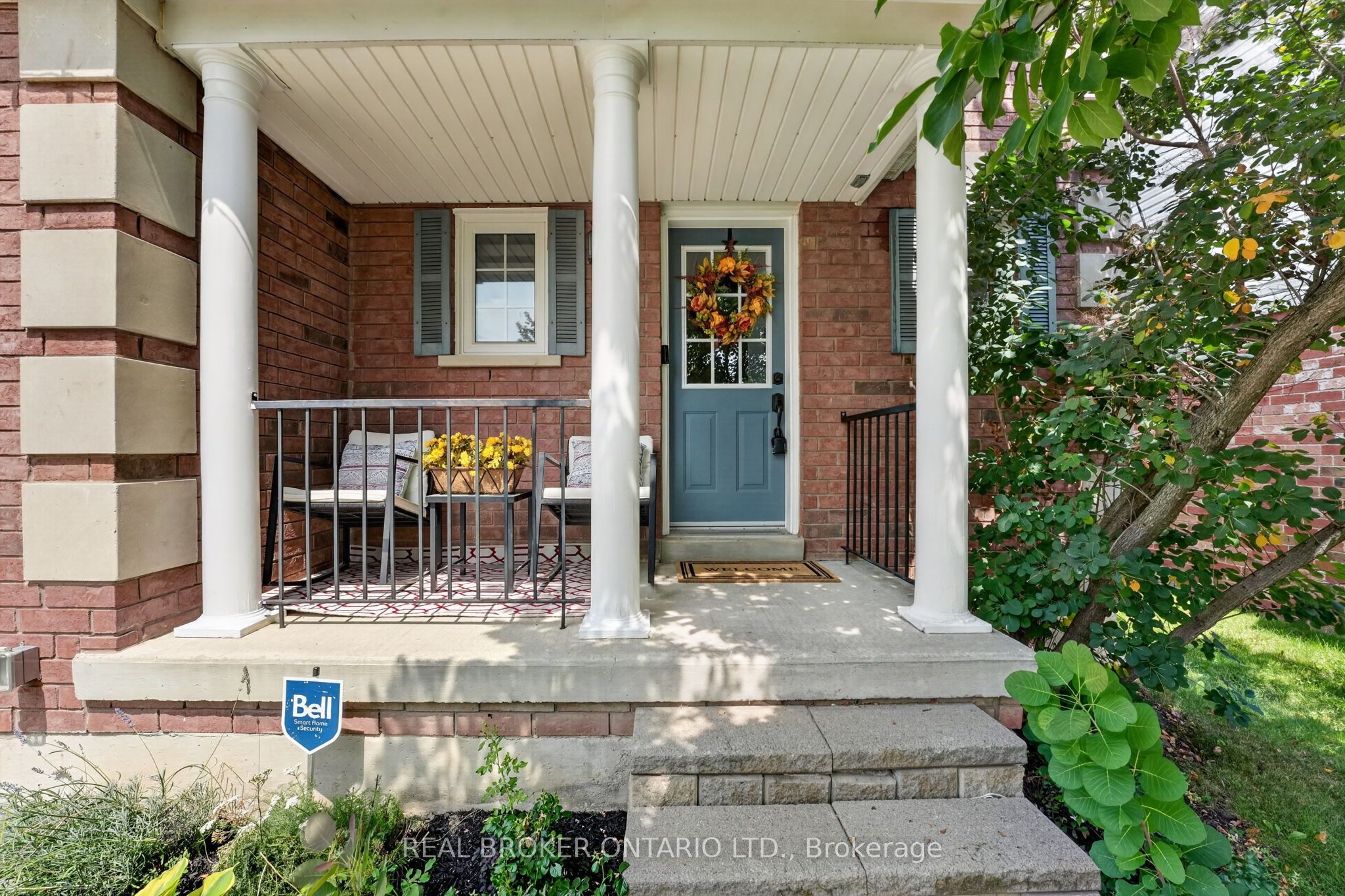 35 Belmont Boulevard, Halton Hills, ON L7G 6B9 photo 3