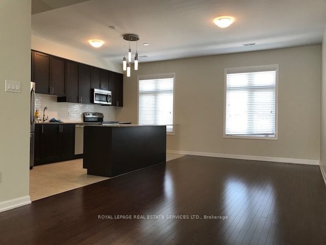 165 Hampshire Way 7, Milton, ON L9T 6H7 photo 2