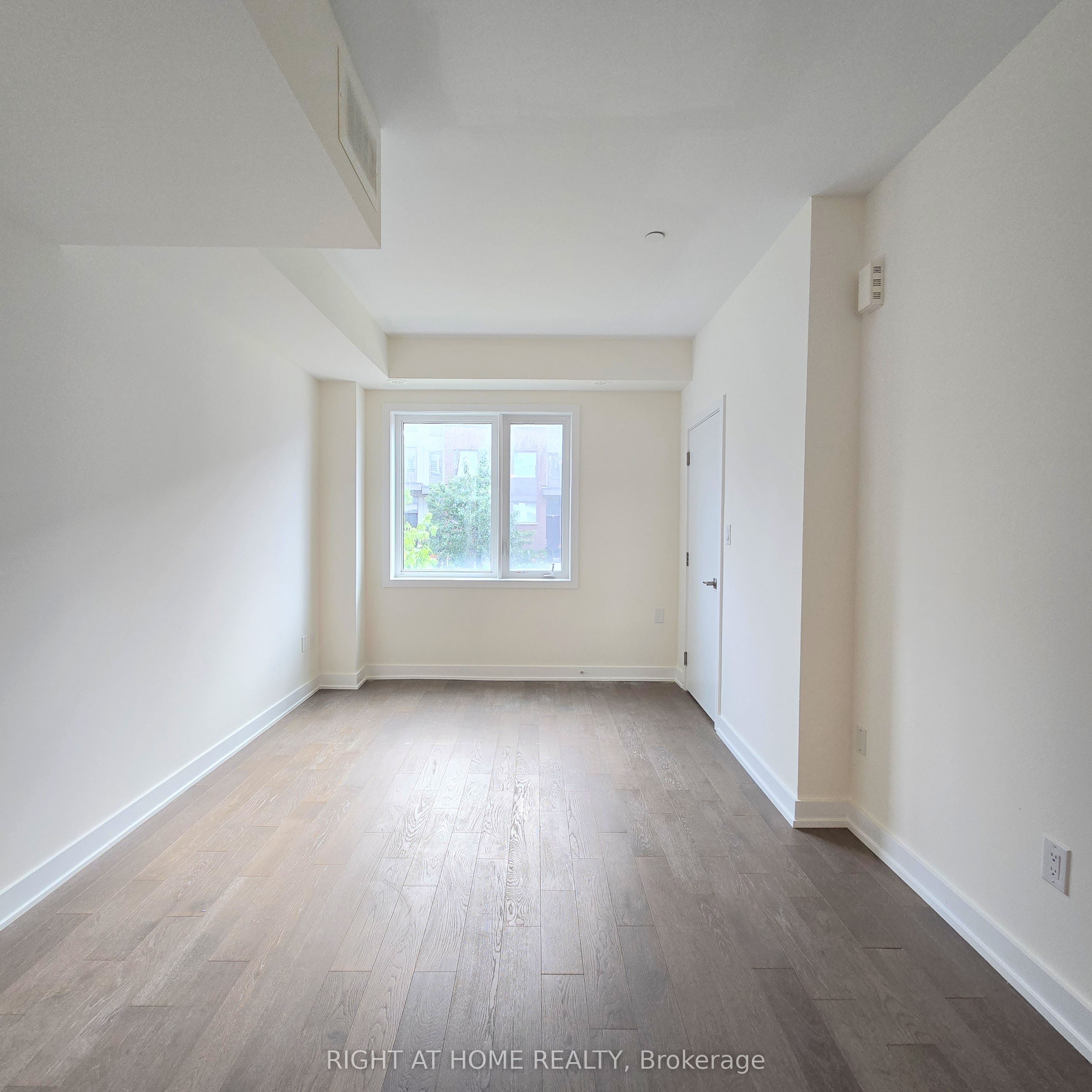 137 Frederick Tisdale Drive #Lower/Main Unit, Toronto, ON M3K 2B8 photo 5