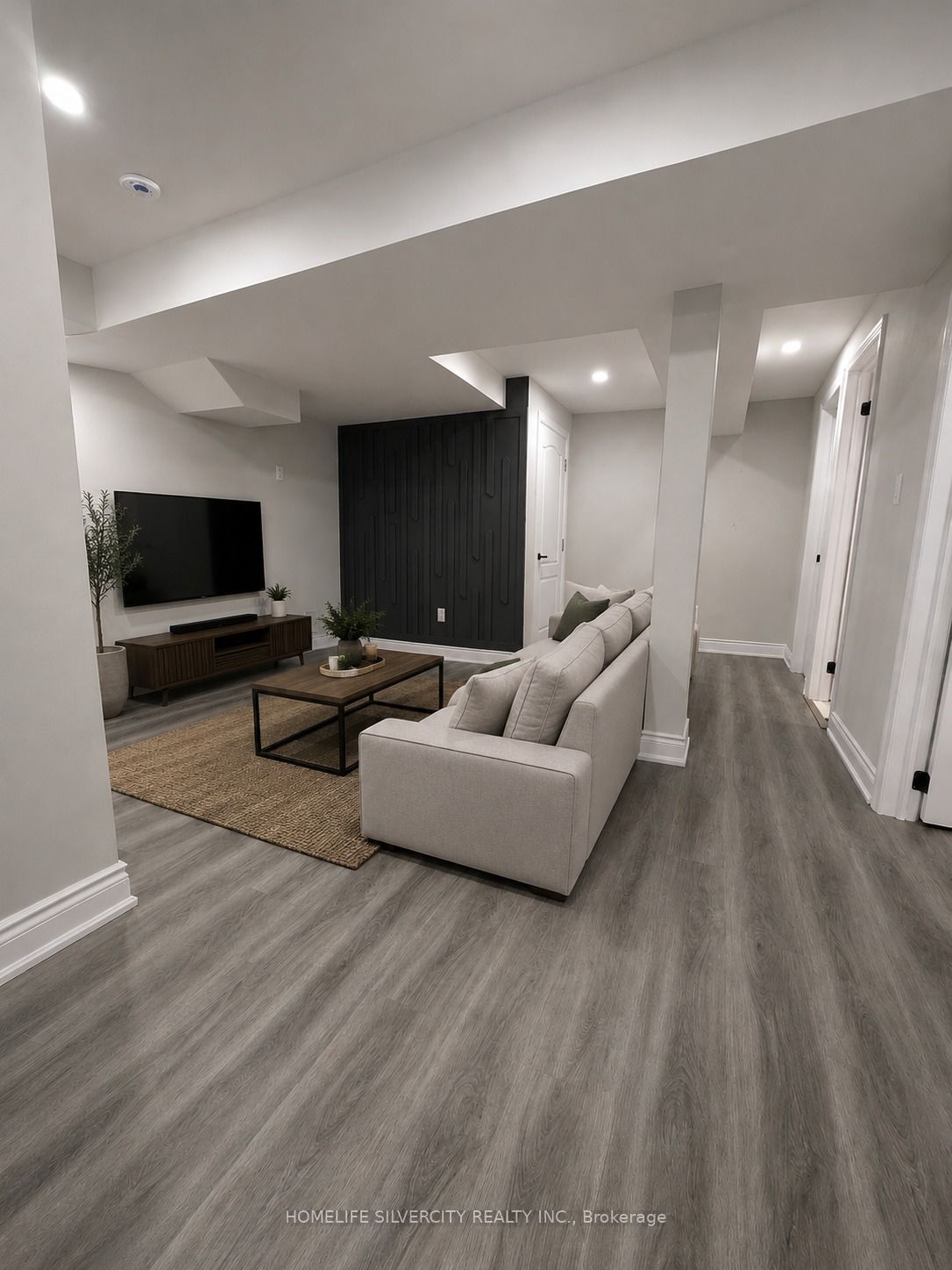 25 Benadir Avenue Bsmnt, Caledon, ON L7C 3N1 photo 2