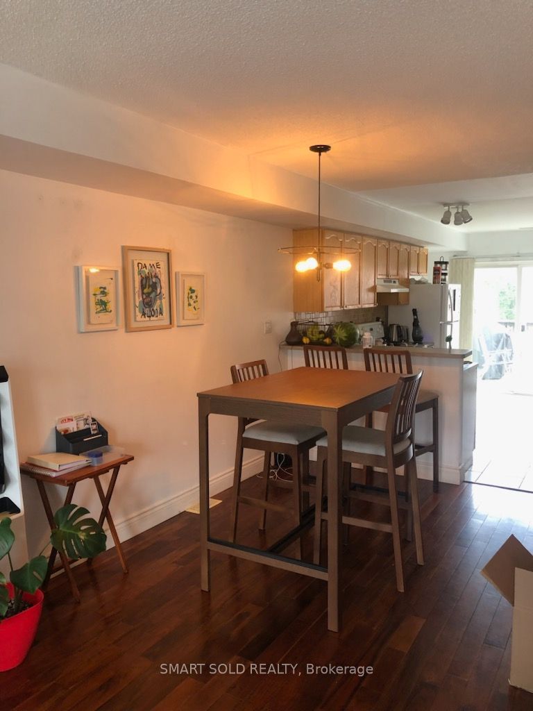 1751 Lampman Avenue 45, Burlington, ON L7L 6W3 photo 3