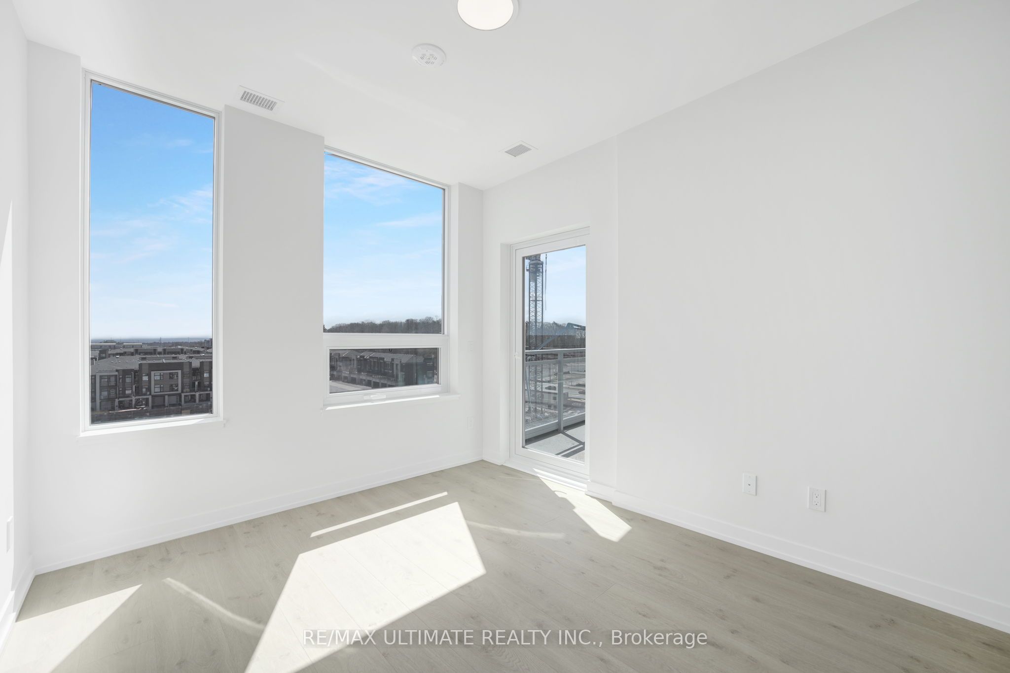 2501 Saw Whet Boulevard 612, Oakville, ON L6M 5N2 photo 5