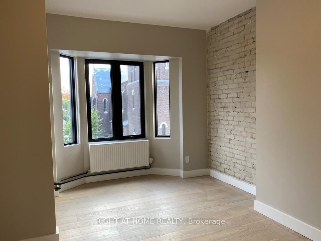 1022 Bloor Street W 3A, Toronto, ON M6H 1M2 photo 5