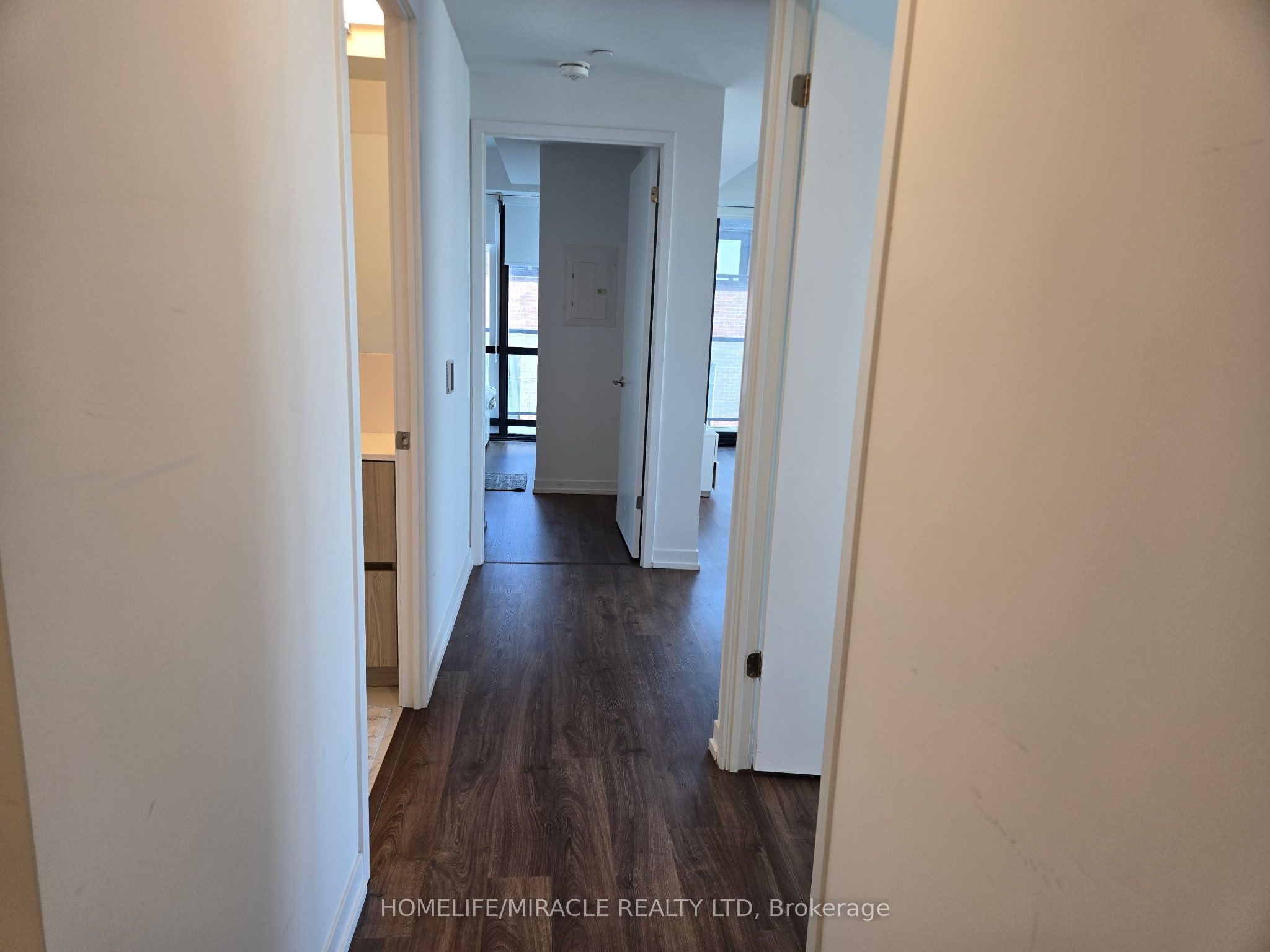 251 Masonry Way 206, Mississauga, ON L5H 0B3 photo 3