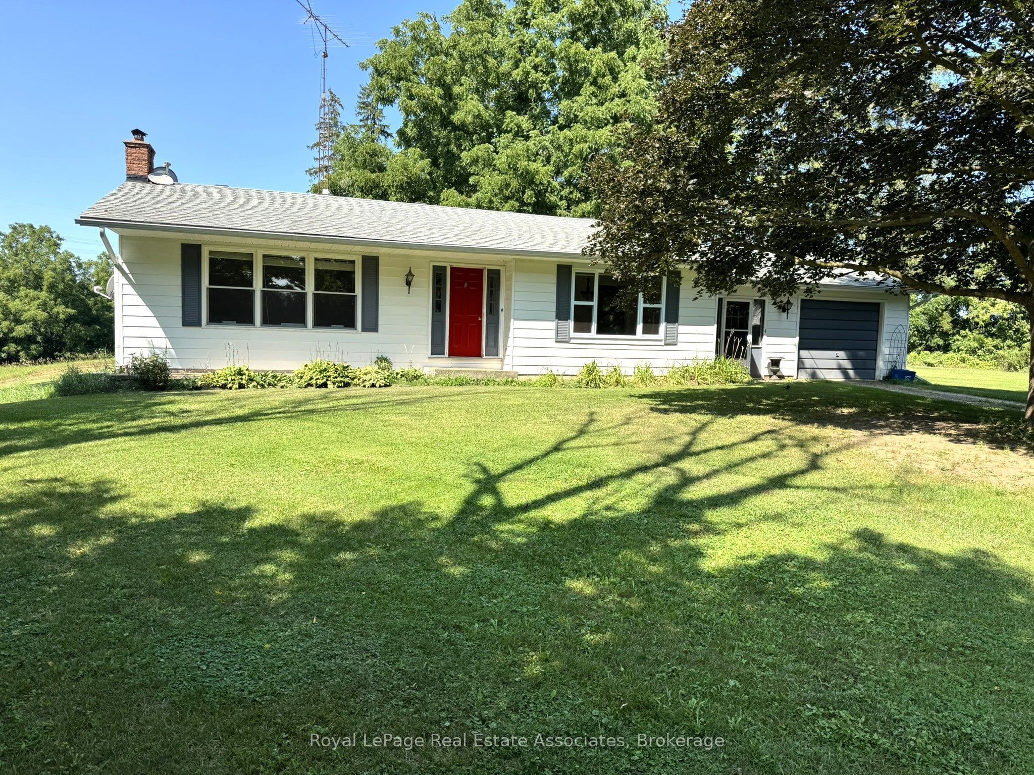 11674 Fifth Line, Halton Hills, ON L0P 1H0 photo 2