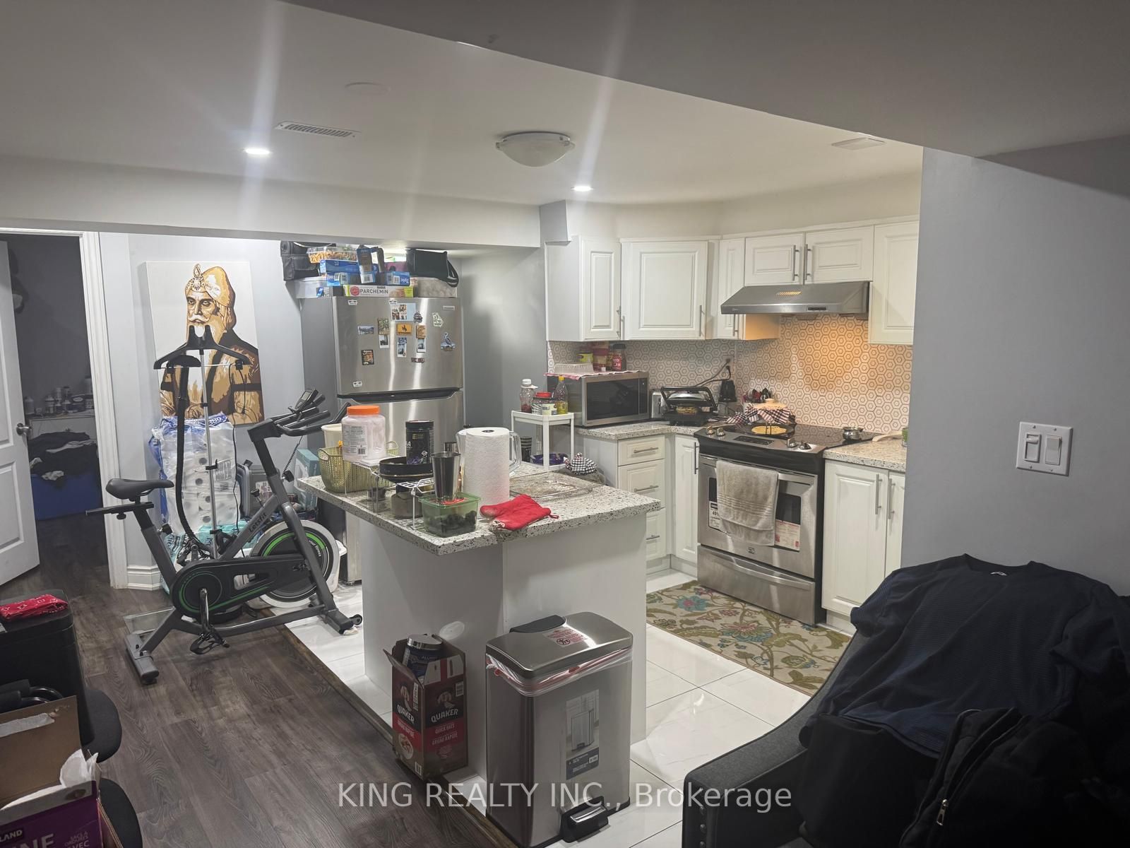 8 Ferncroft Place Basement, Brampton, ON L7A 2Z6 photo 5