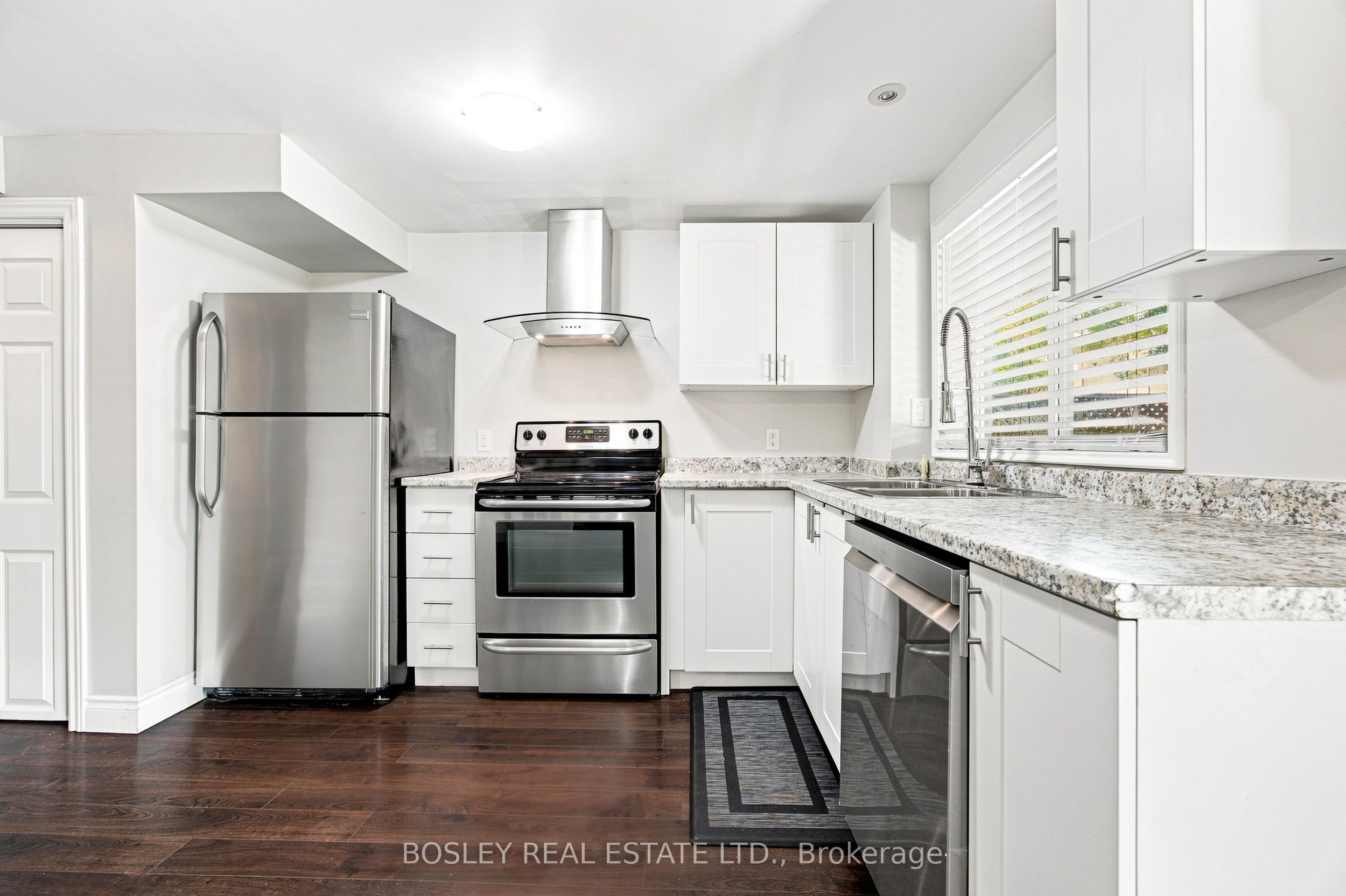 5443 Mcfarren Boulevard Lower, Mississauga, ON L5M 5Y3 photo 4