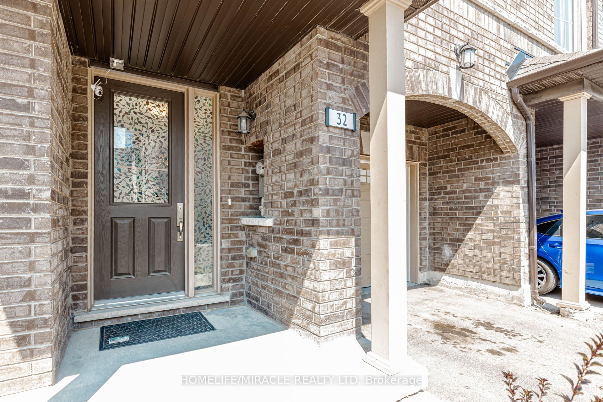 32 Arcola Street, Brampton, ON L6P 4N7 photo 3