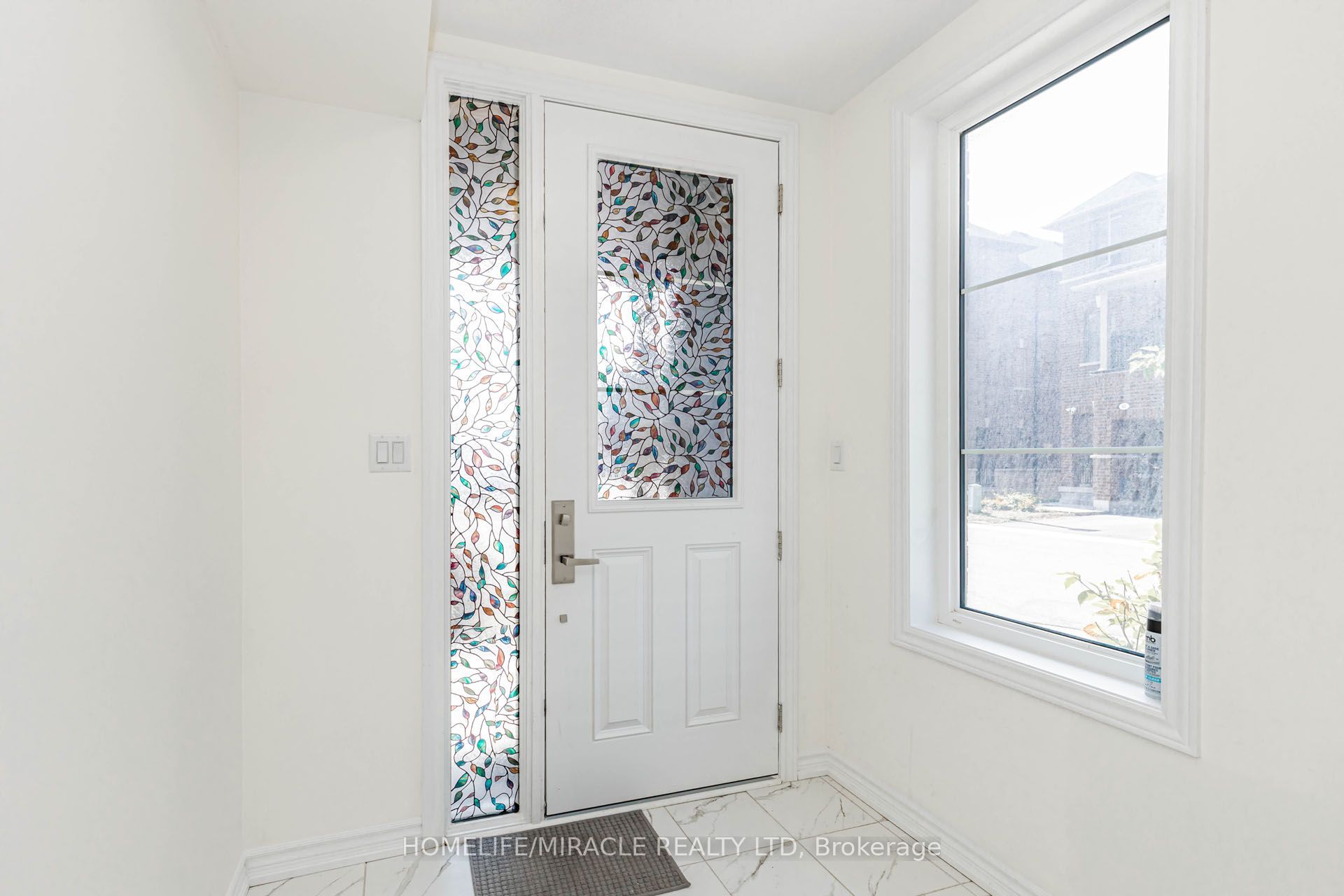 32 Arcola Street, Brampton, ON L6P 4N7 photo 4